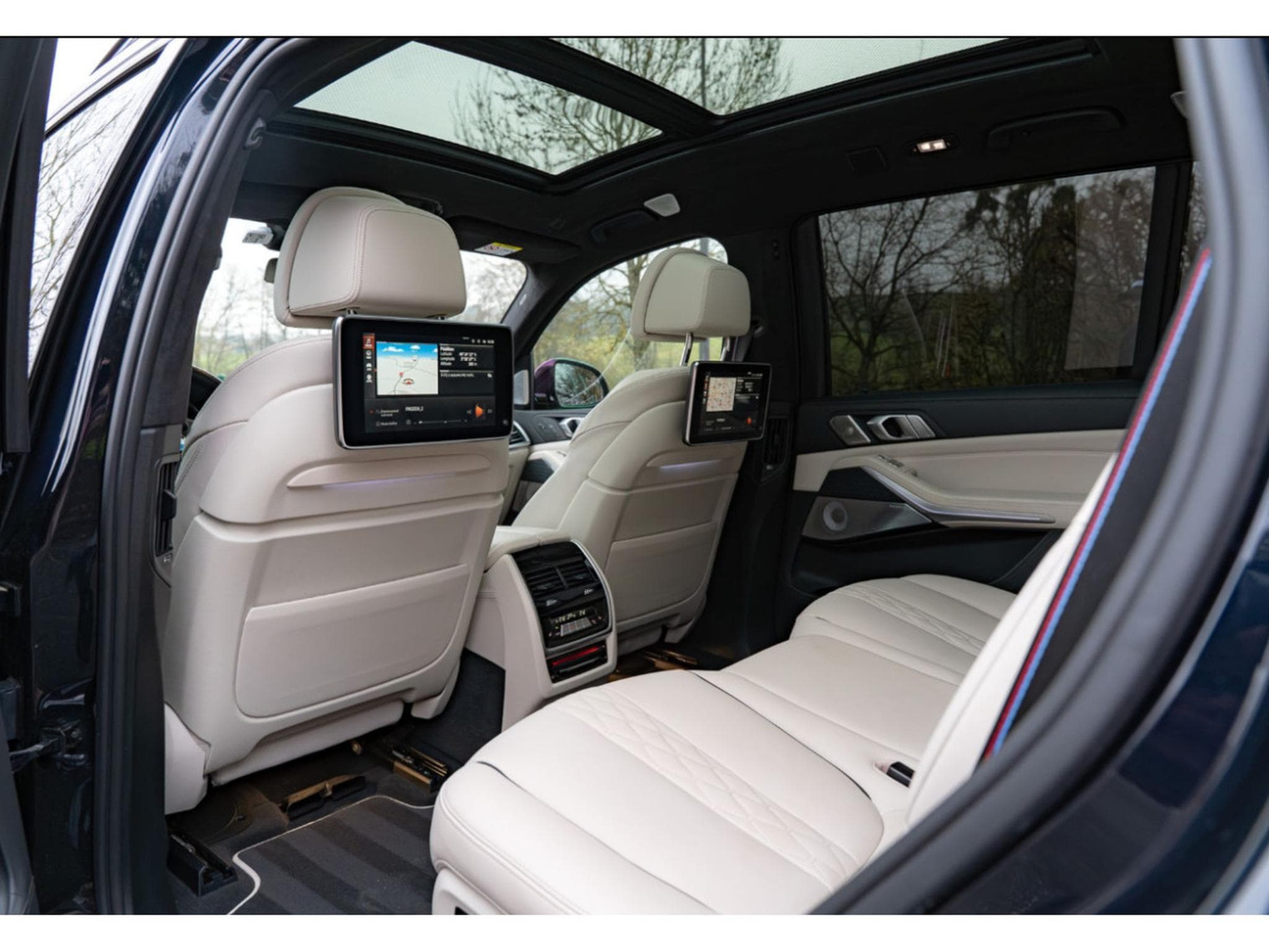 BMW X7 X7 40D Msport /7 Sitze/xDrive/Pano/22/VOLL (2022) - Foto 11