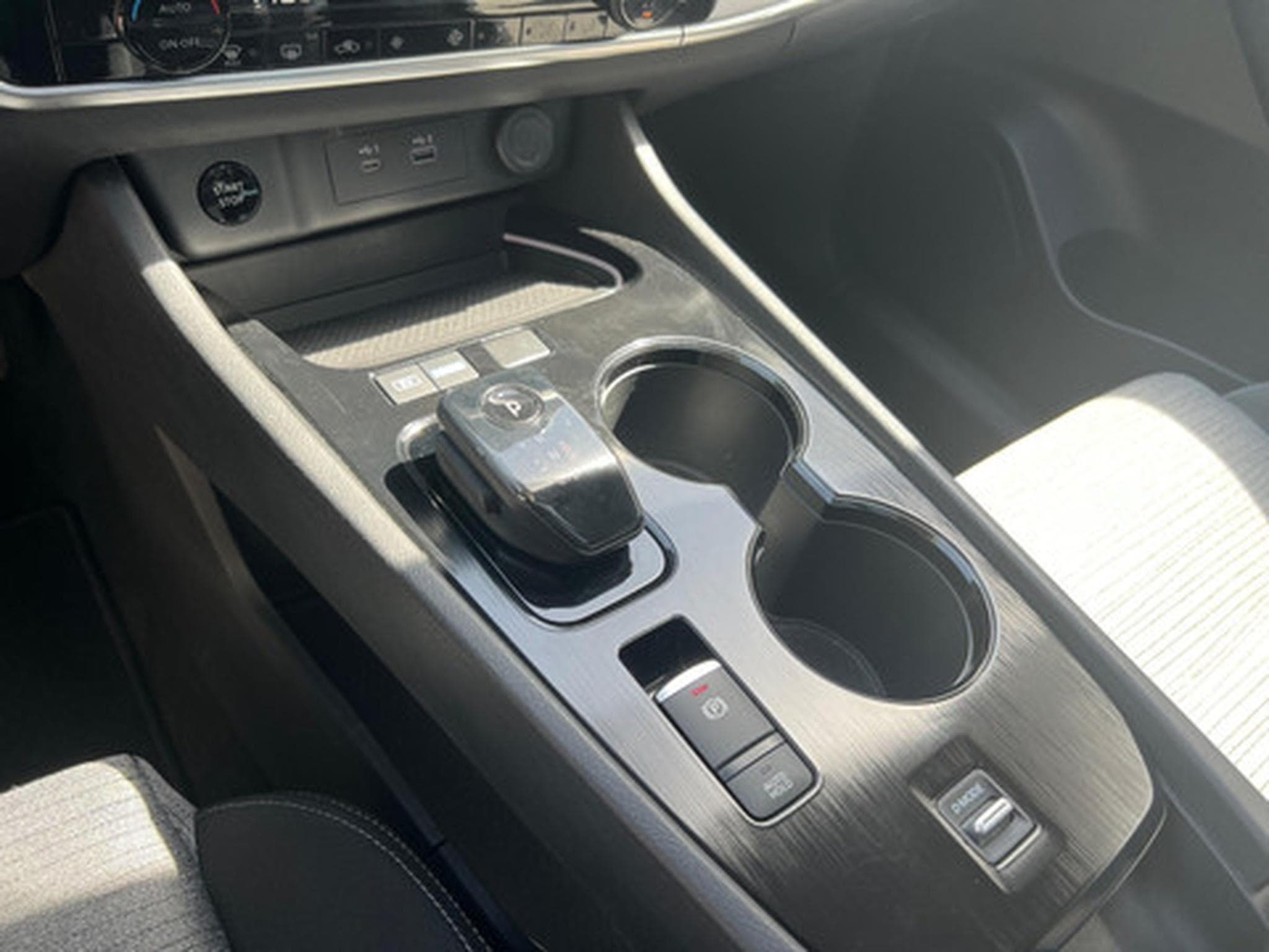Nissan X-Trail e-POWER 2WD N-Connecta (2023) - Photo 18