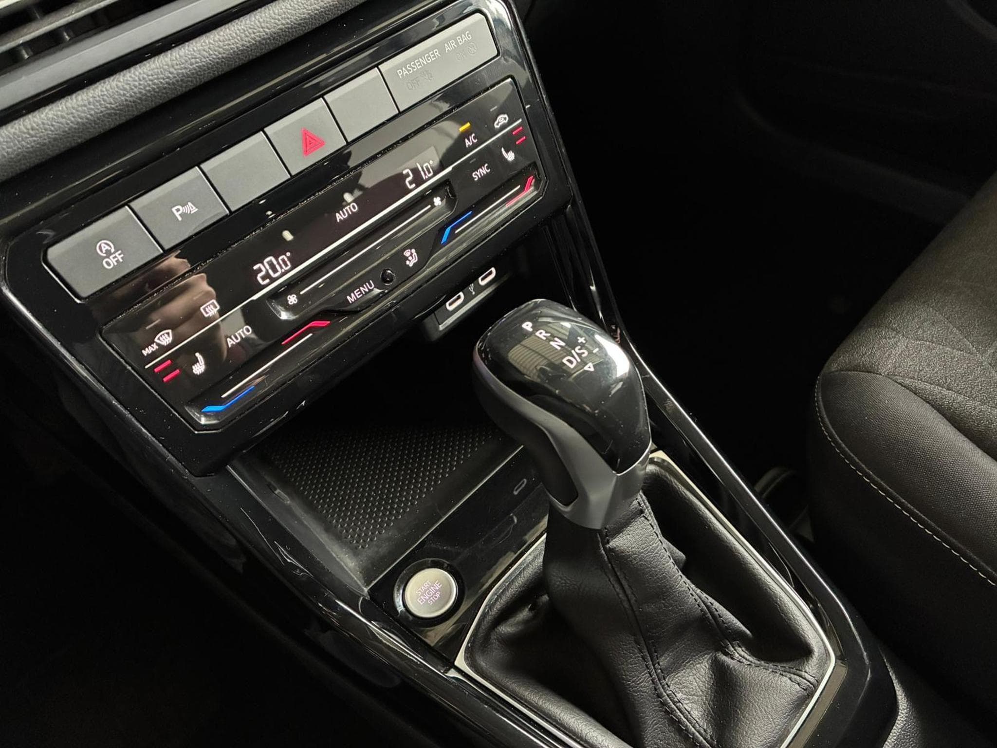 VW T-Cross Life (2025) - Photo 19