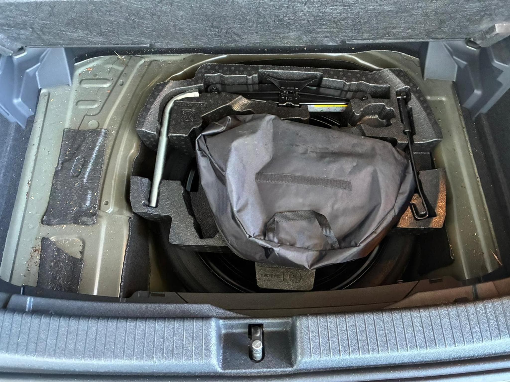 VW T-Cross Life (2025) - Photo 9