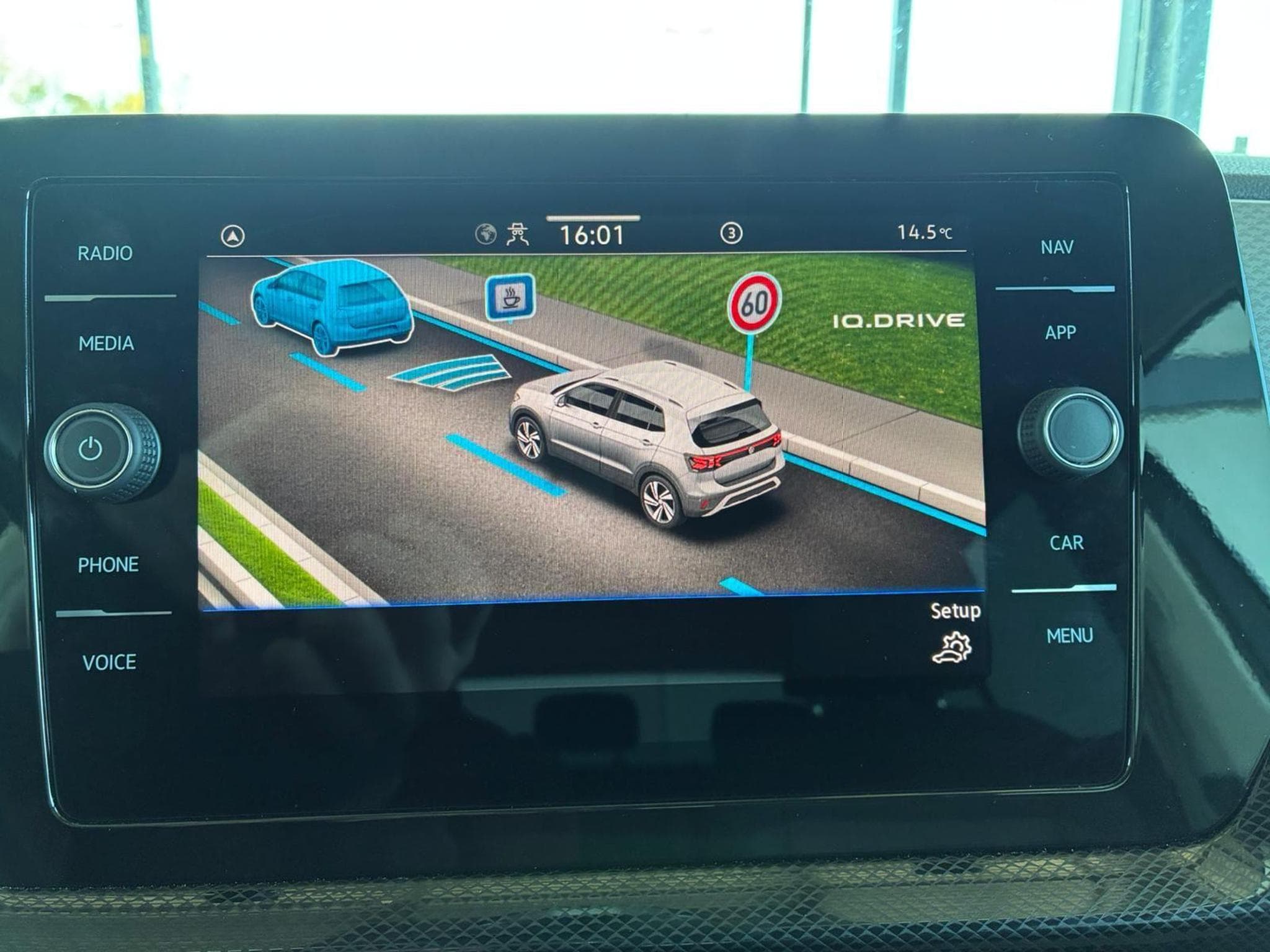 VW T-Cross Life (2025) - Photo 18