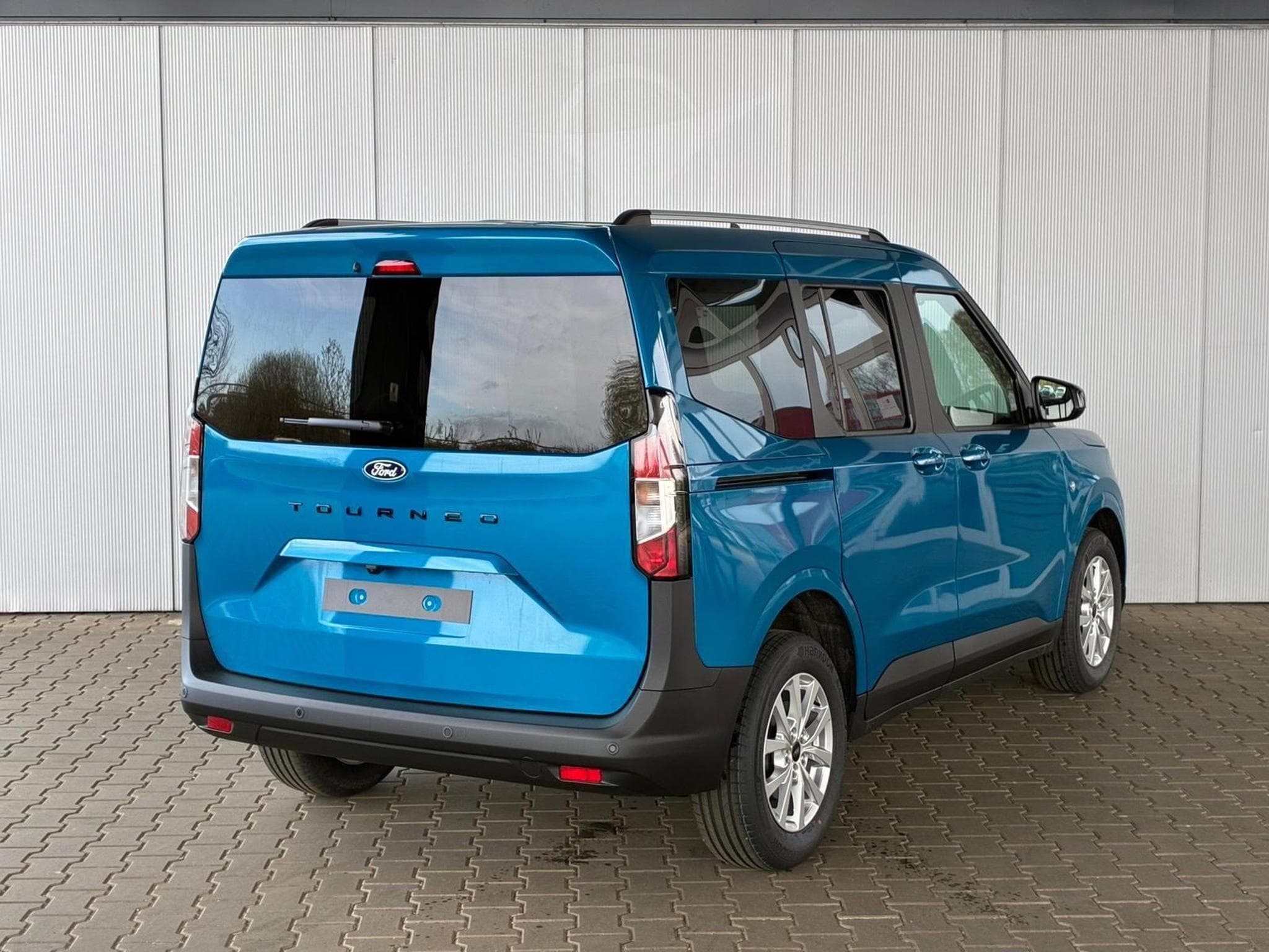 Ford Tourneo Titanium (2026) - Photo 3