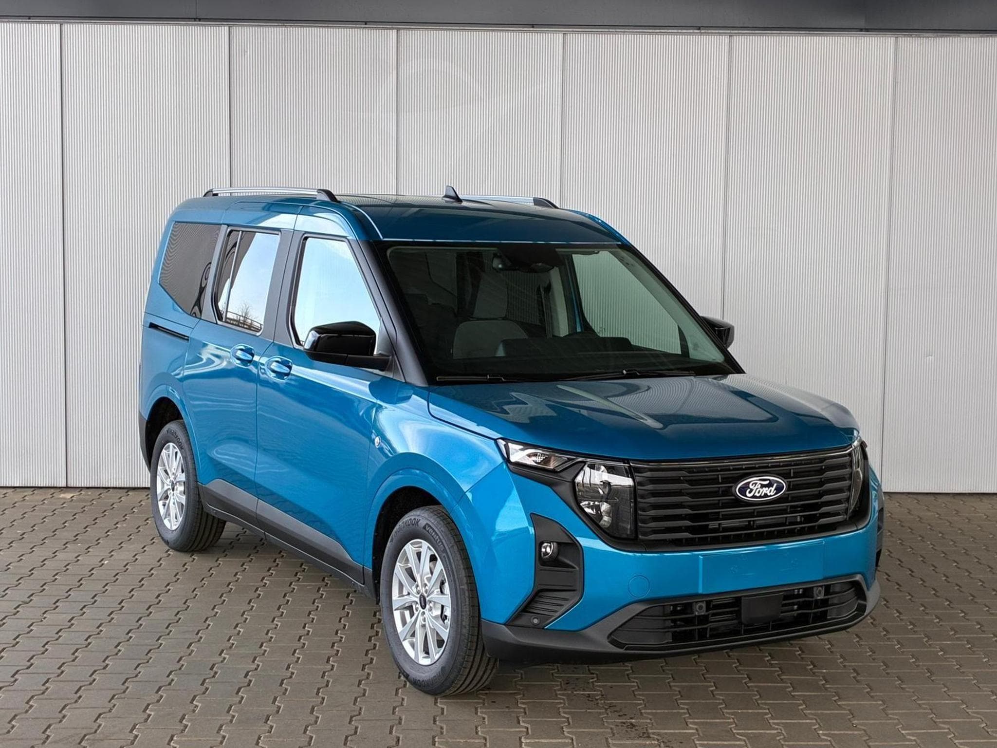 Ford Tourneo Titanium (2026) - Photo 4
