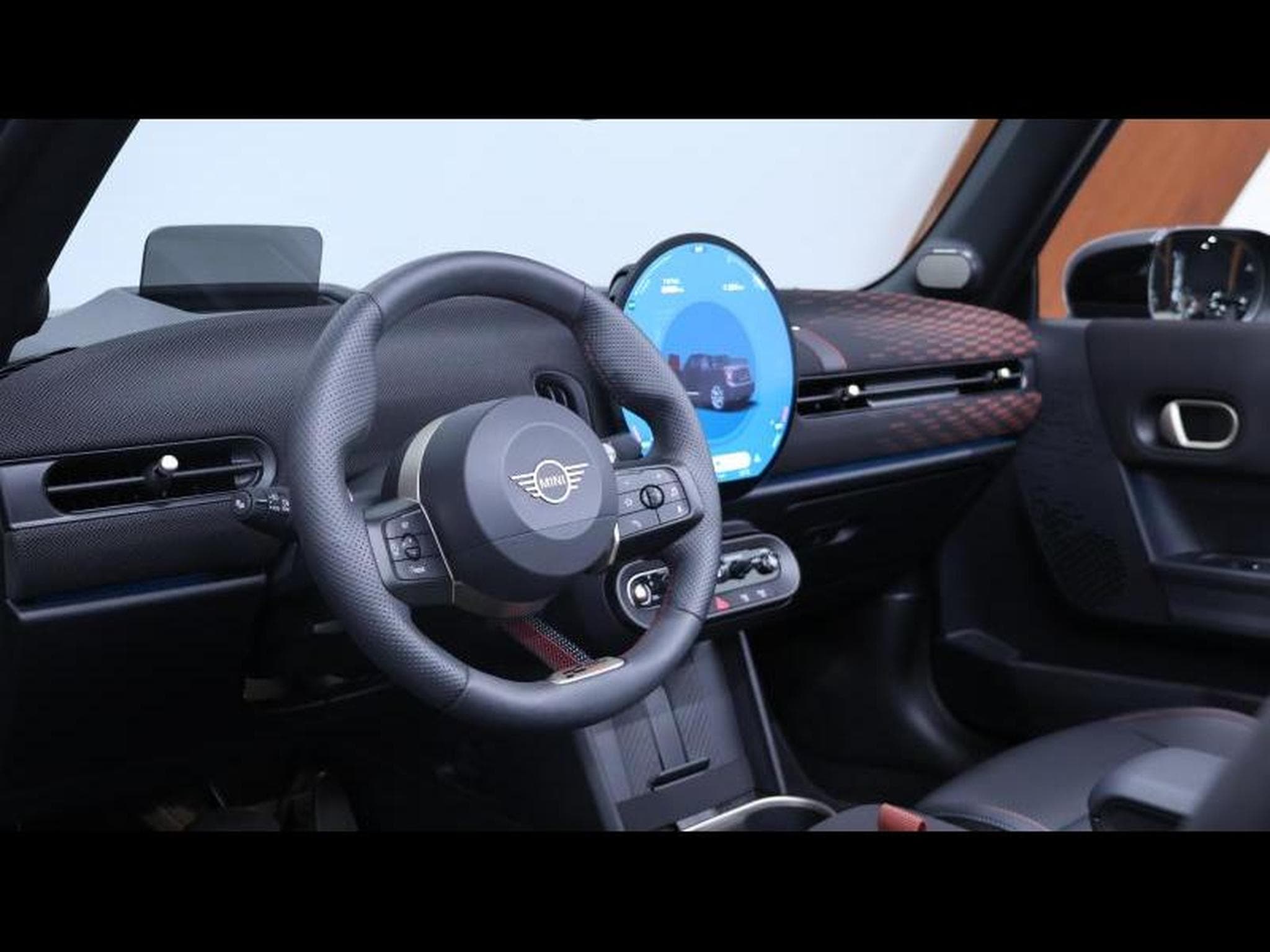 MINI Cooper Convertible JCW Pack Steptronic (2025) - Photo 28