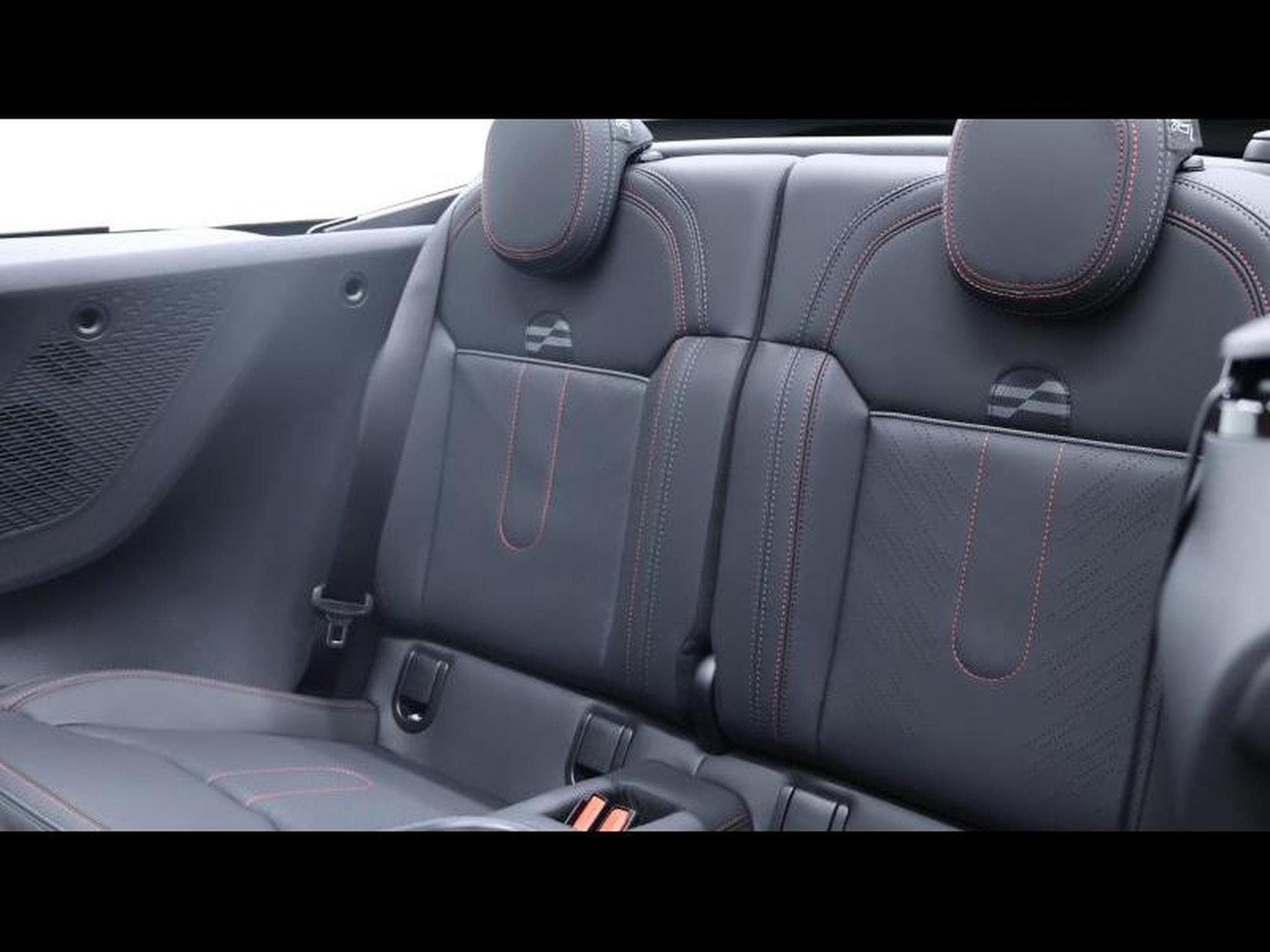 MINI Cooper Convertible JCW Pack Steptronic (2025) - Photo 29