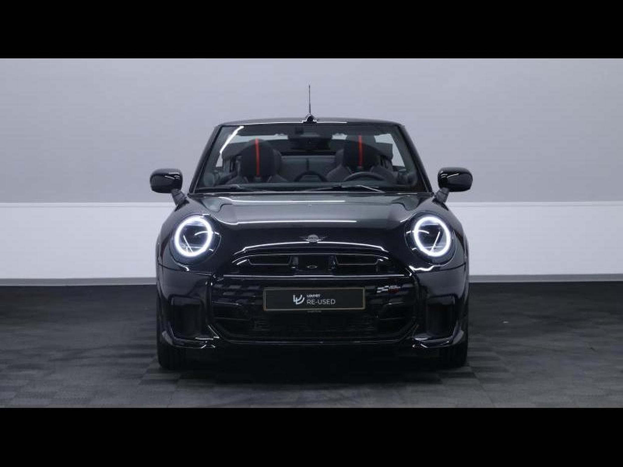 MINI Cooper Convertible JCW Pack Steptronic (2025) - Photo 4