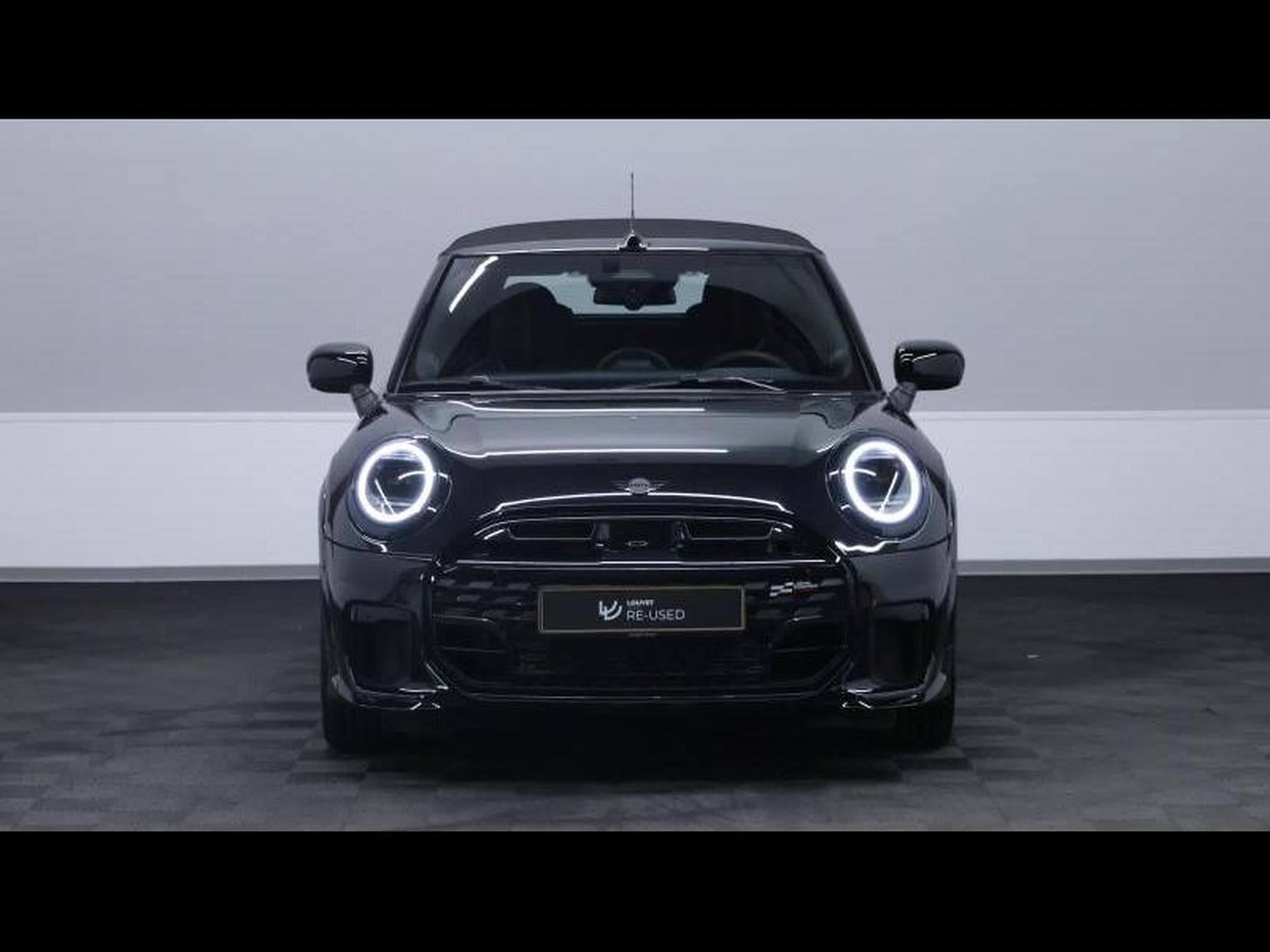 MINI Cooper Convertible JCW Pack Steptronic (2025) - Photo 6