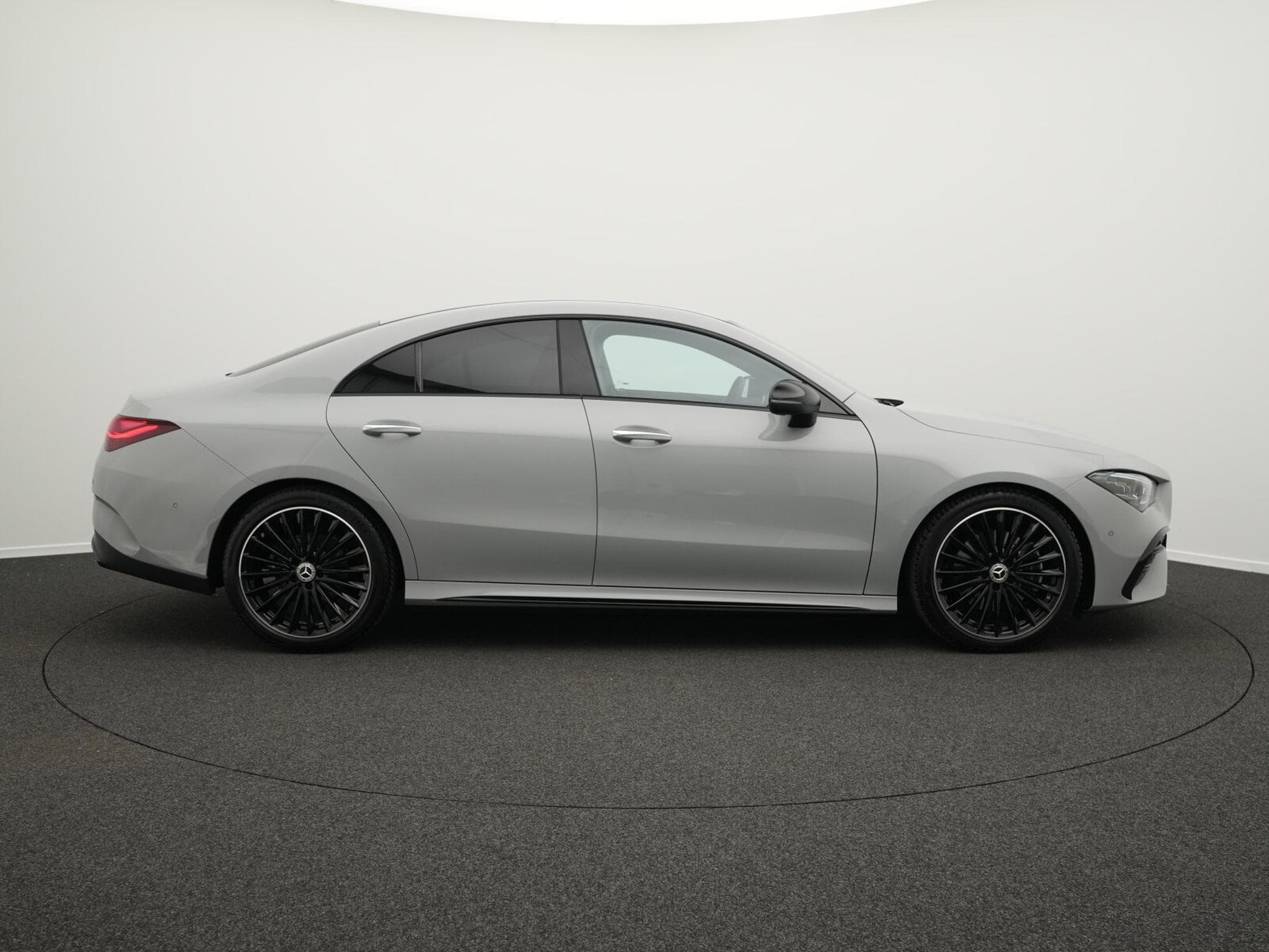 Mercedes CLA 200 d Coupé AMG Line/Special Edition/MBUX (2025) - Foto 5