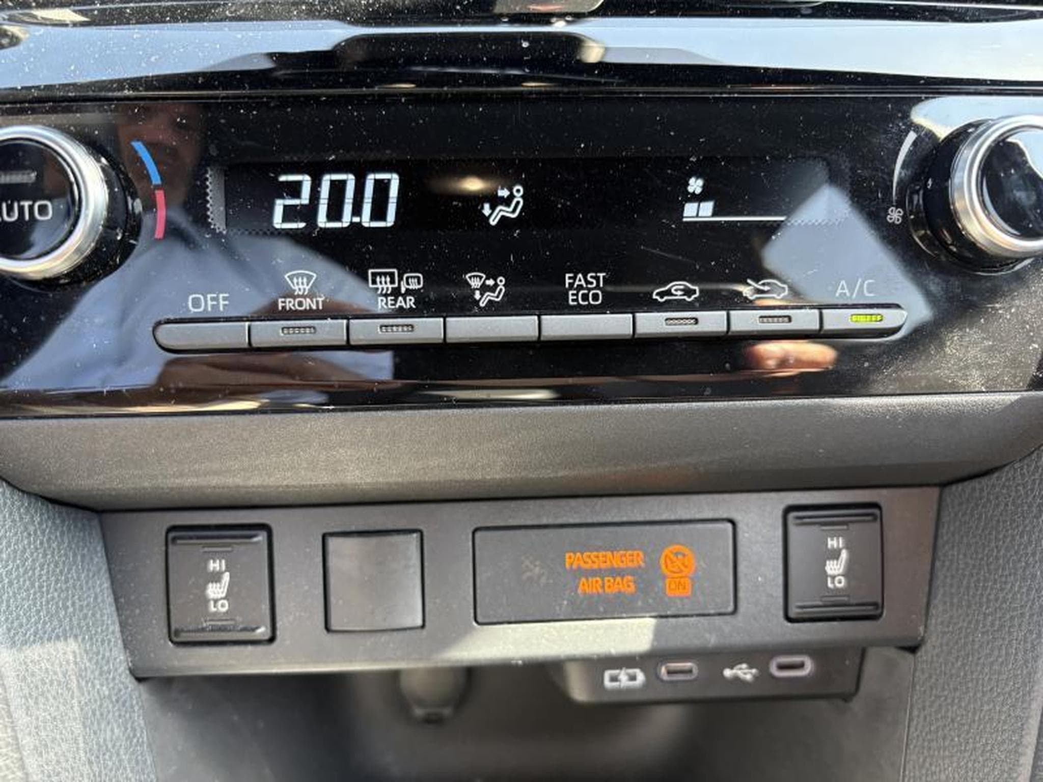 Toyota Yaris Cross DYNAMIC PLUS (2024) - Photo 11