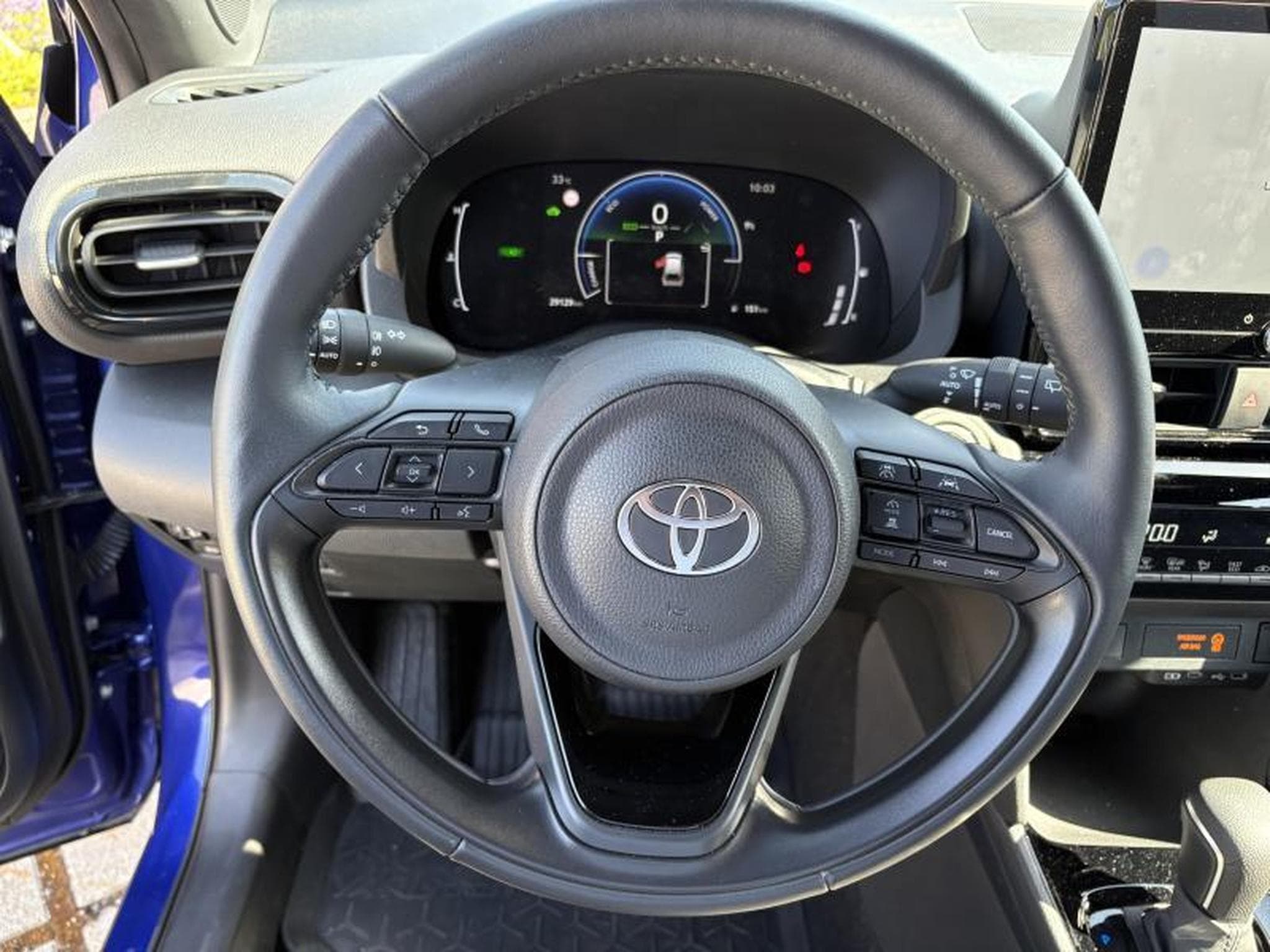 Toyota Yaris Cross DYNAMIC PLUS (2024) - Photo 8