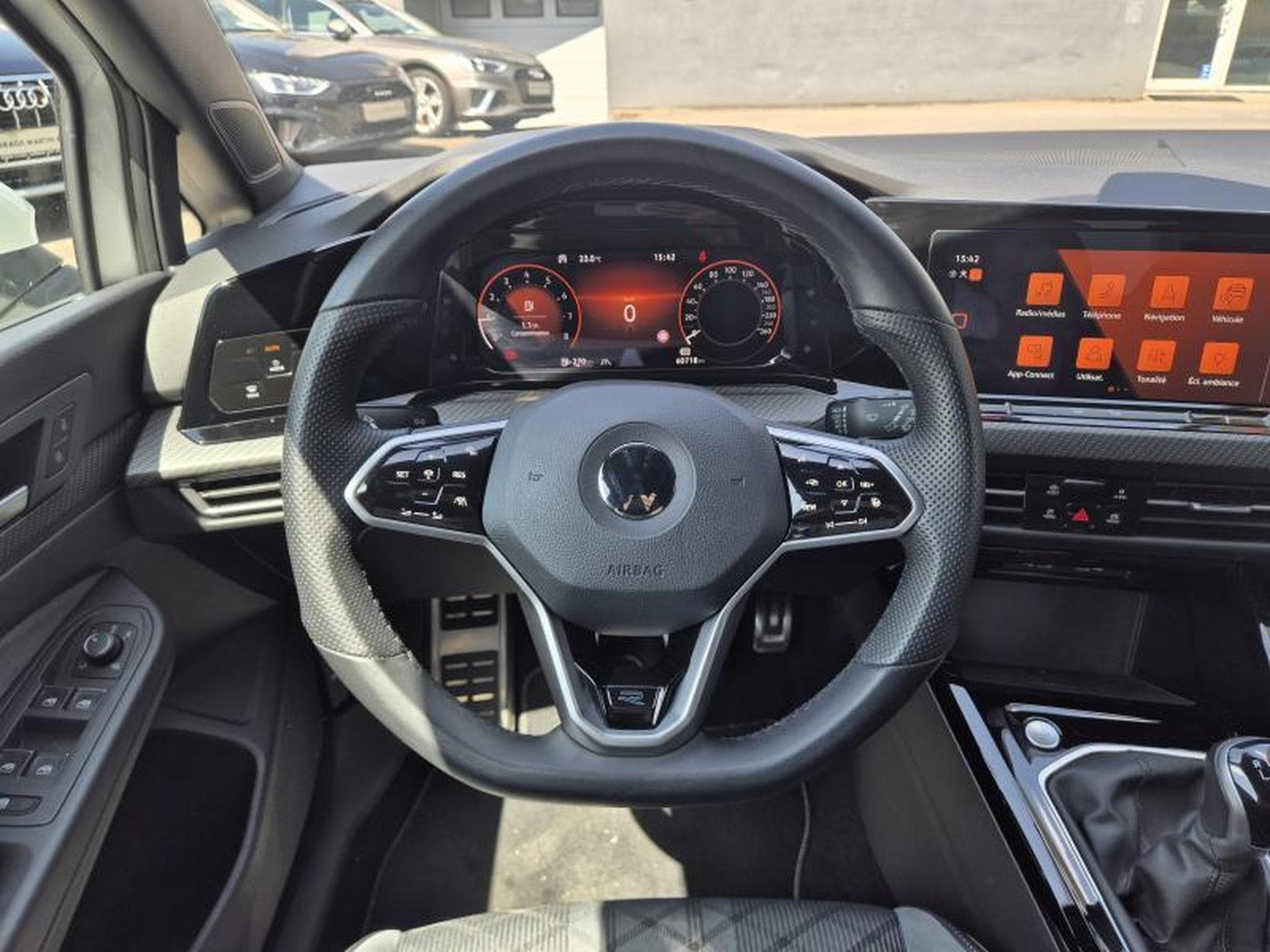 VW Golf R-Line (2022) - Foto 6
