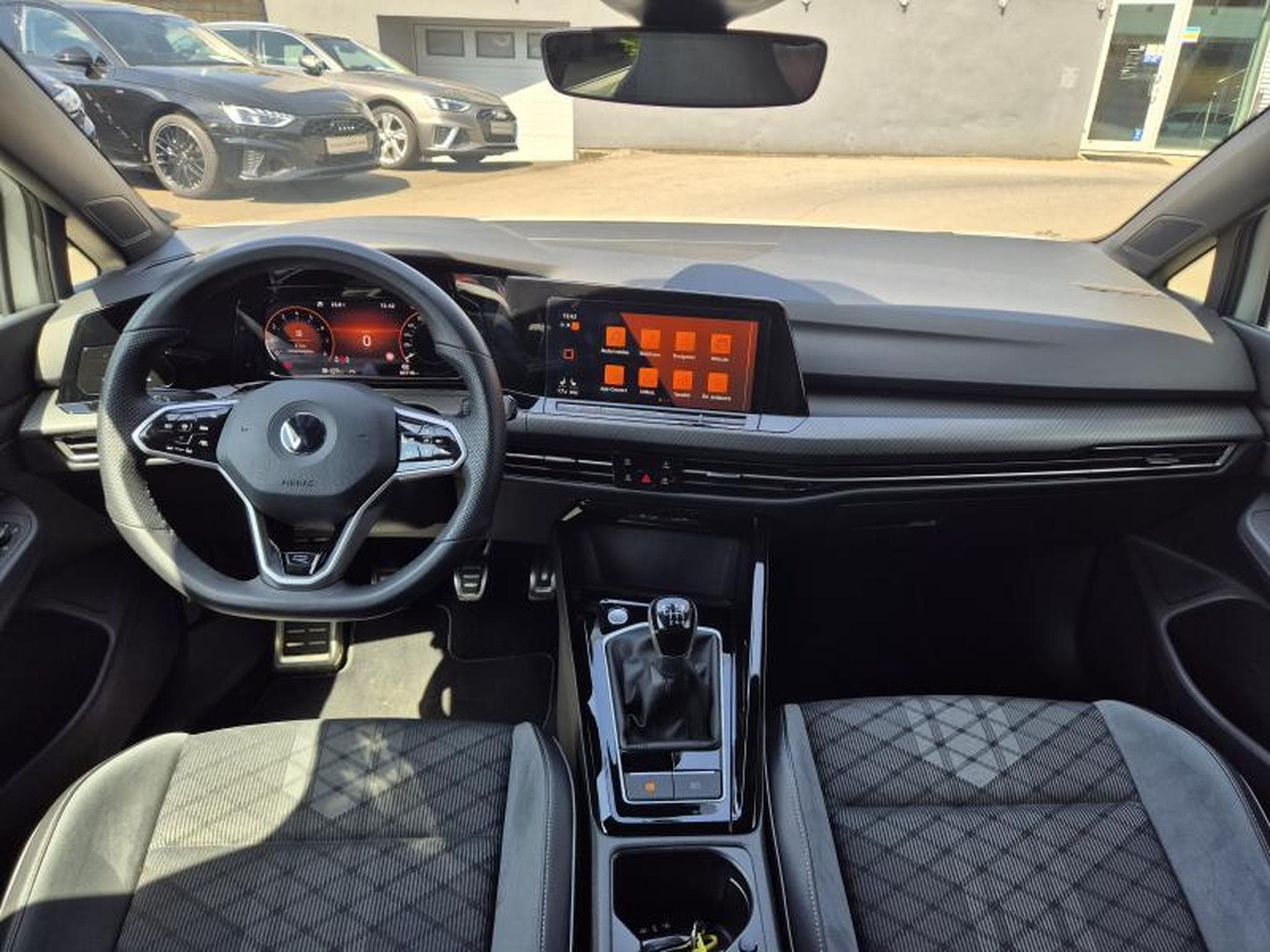 VW Golf R-Line (2022) - Foto 7