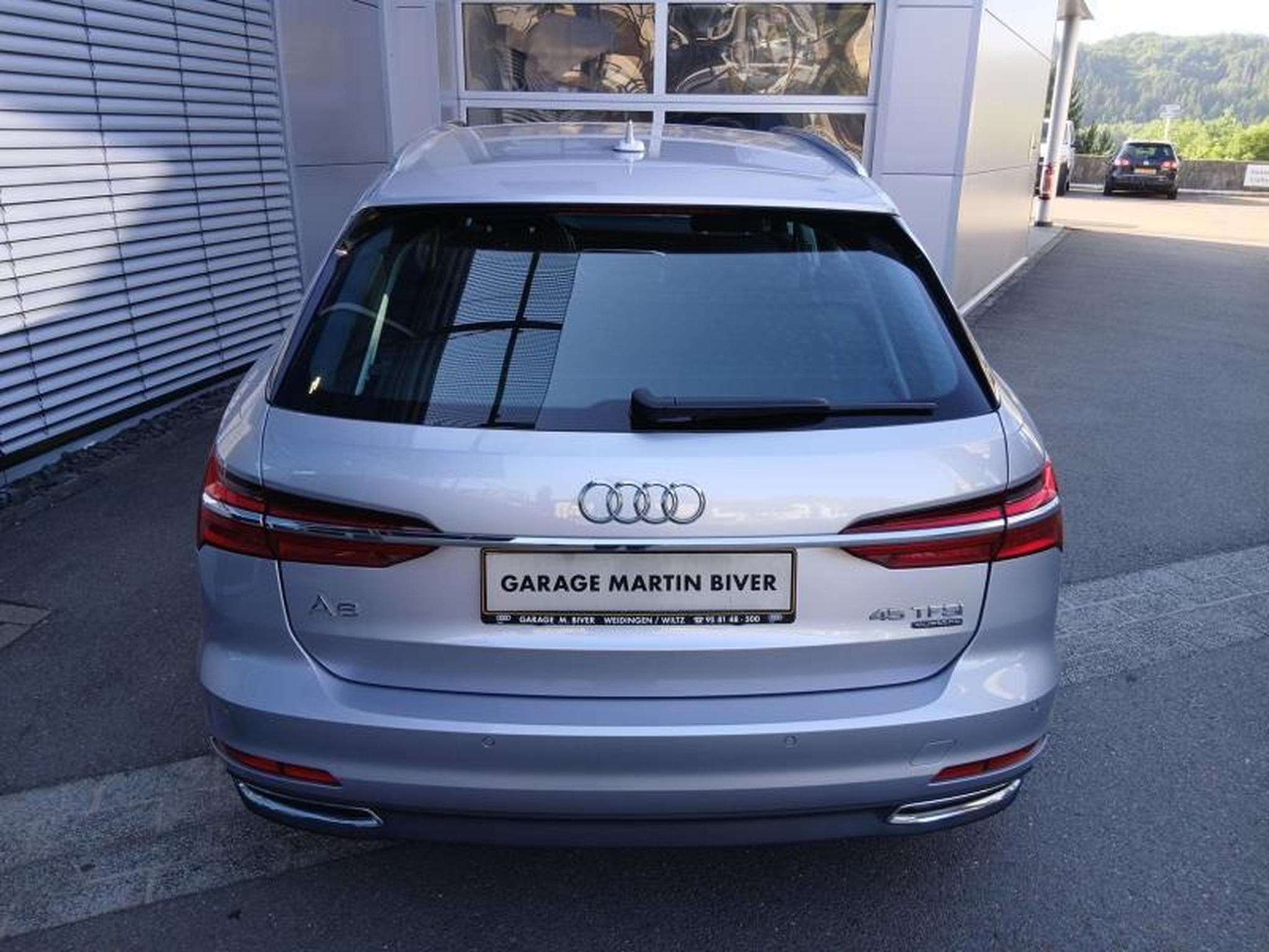 Audi A6 Avant 45 TFSI quattro S tronic (2023) - Foto 6