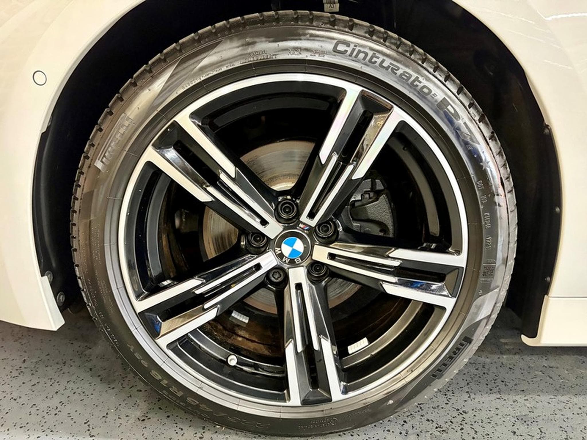 BMW 320 320iA Touring 2.0 184cv Auto M-SPORT (2024) - Photo 3