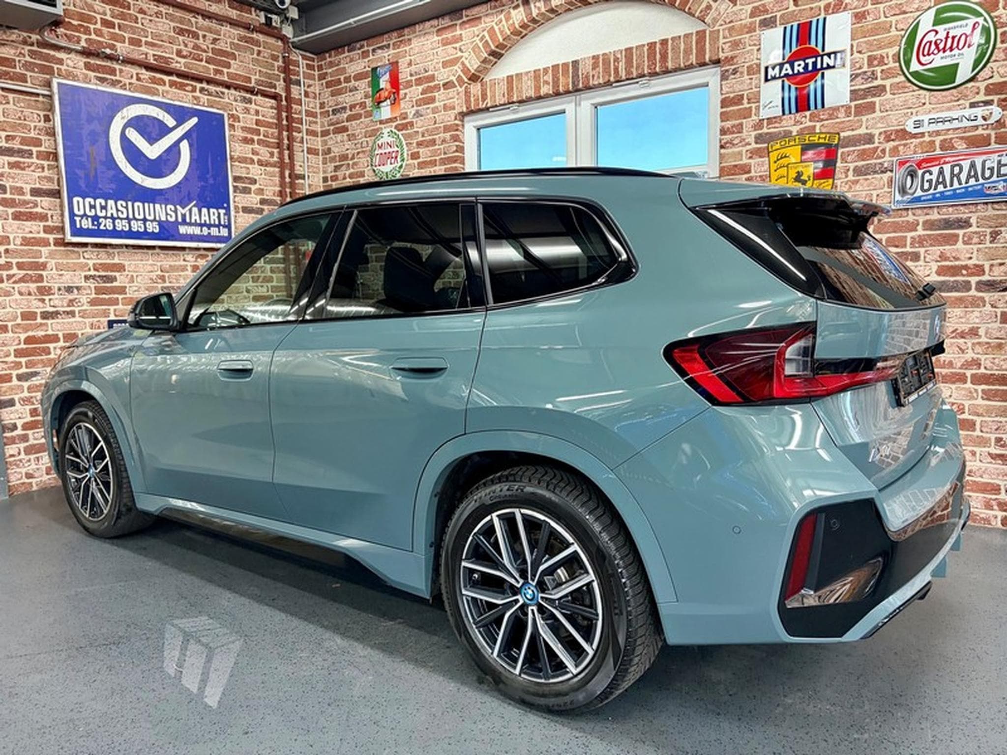 BMW iX1 iX1 306cv 67KW/h Auto xDrive30 M-SPORT (2024) - Photo 2