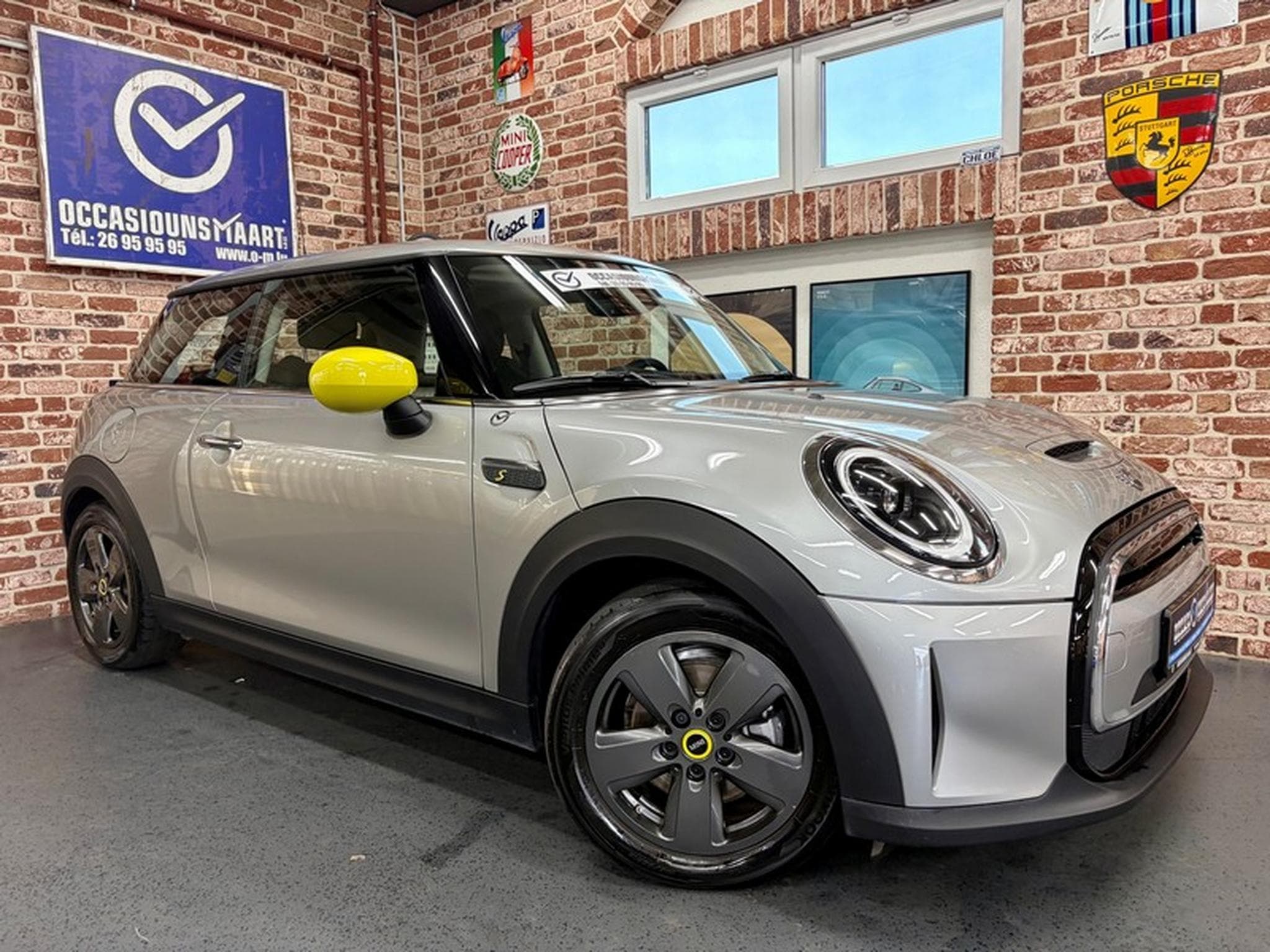 Mini Cooper Cooper SE  32,6KW/h 184cv Navig/SiègCh/ALU16 (2024) - Photo 1
