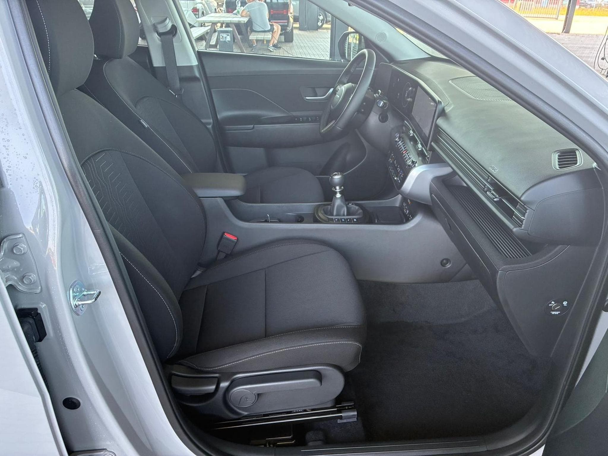 Hyundai Kona Comfort Plus (2025) - Foto 8