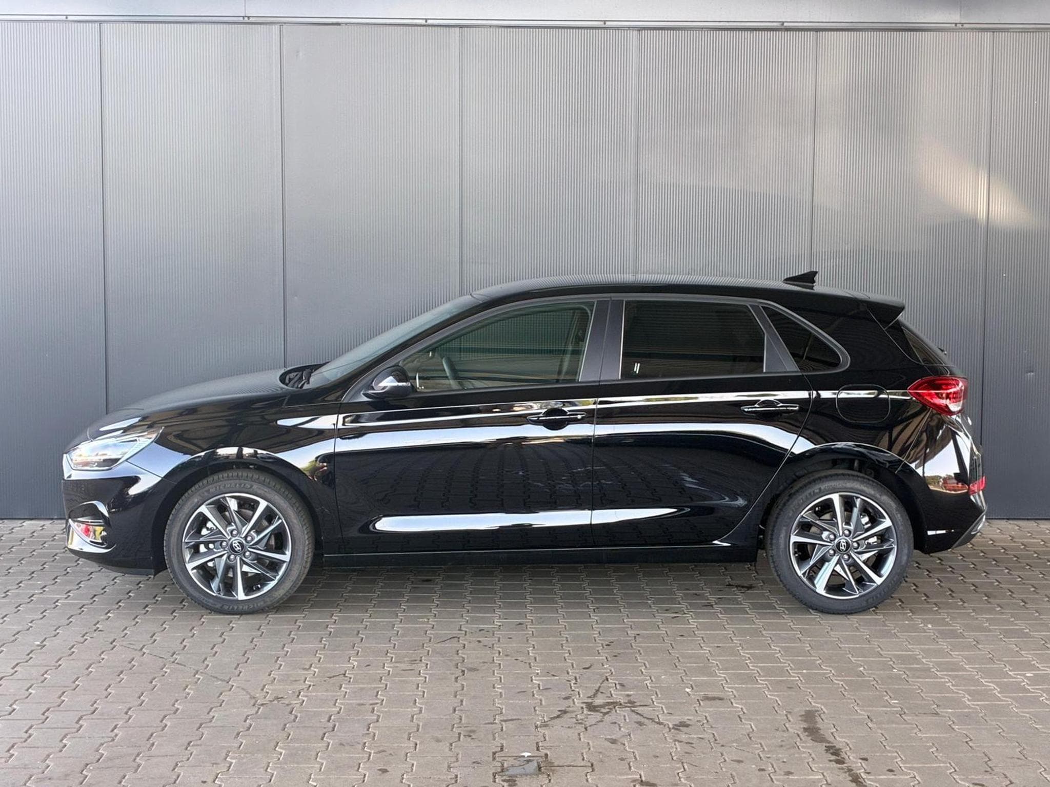 Hyundai i30 Comfort Plus (2025) - Foto 2