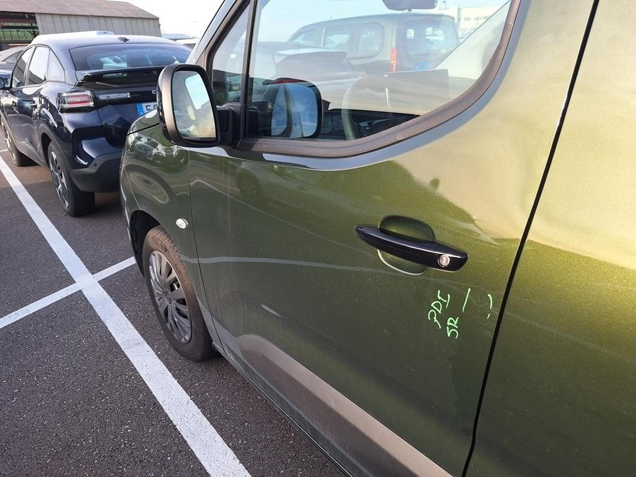 Citroen e-Berlingo Plus (2025) - Foto 12