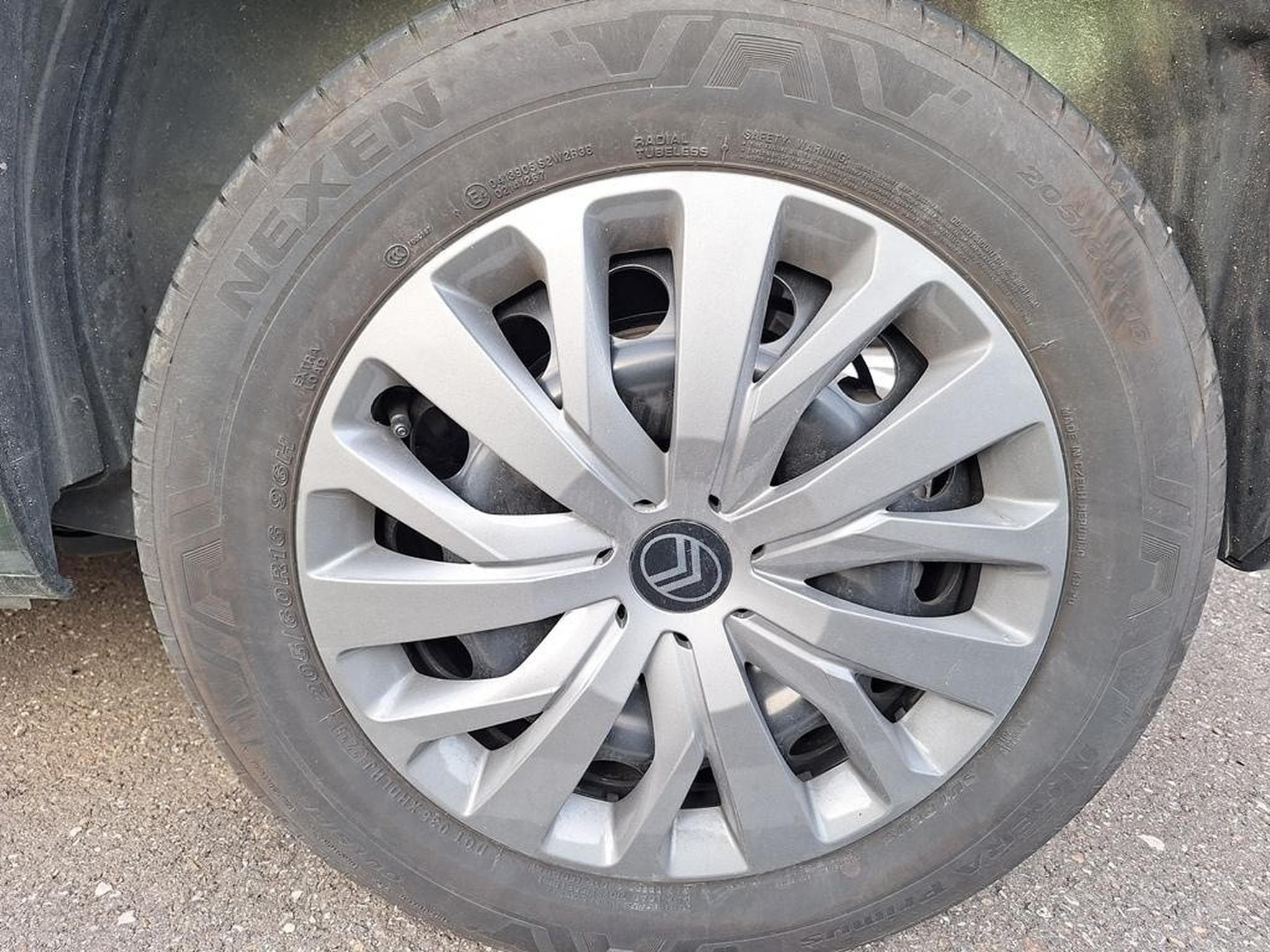 Citroen e-Berlingo Plus (2025) - Foto 19