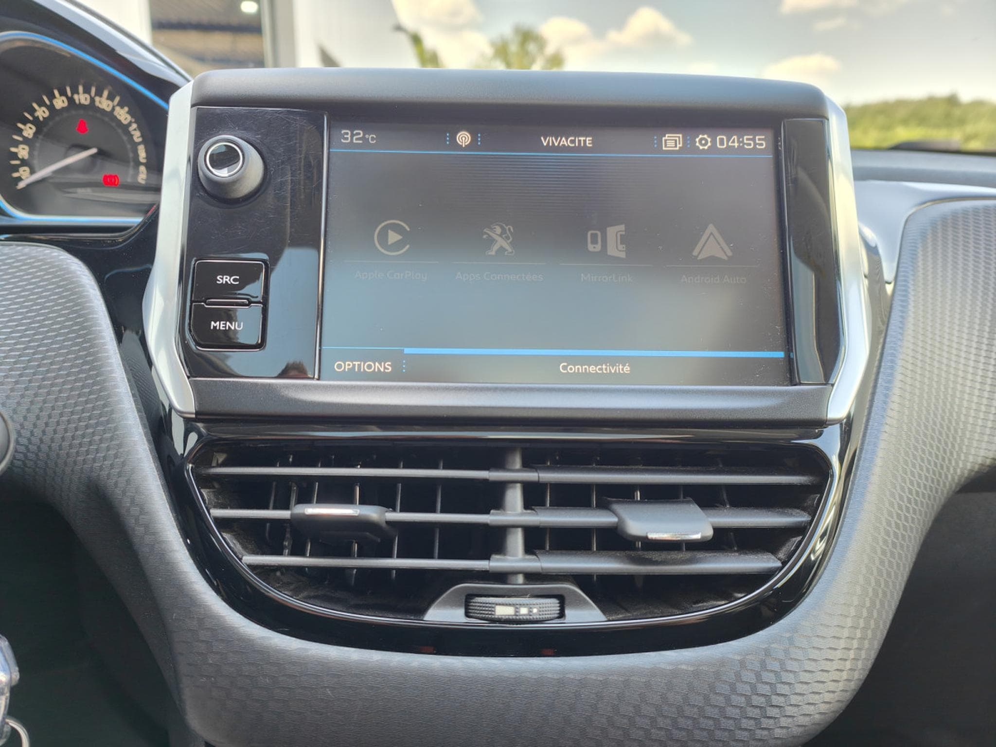 Peugeot 2008 1.6 HDI CARPLAY TOIT PANO SEMI-CUIR GPS BLUETOOTH (2017) - Foto 17