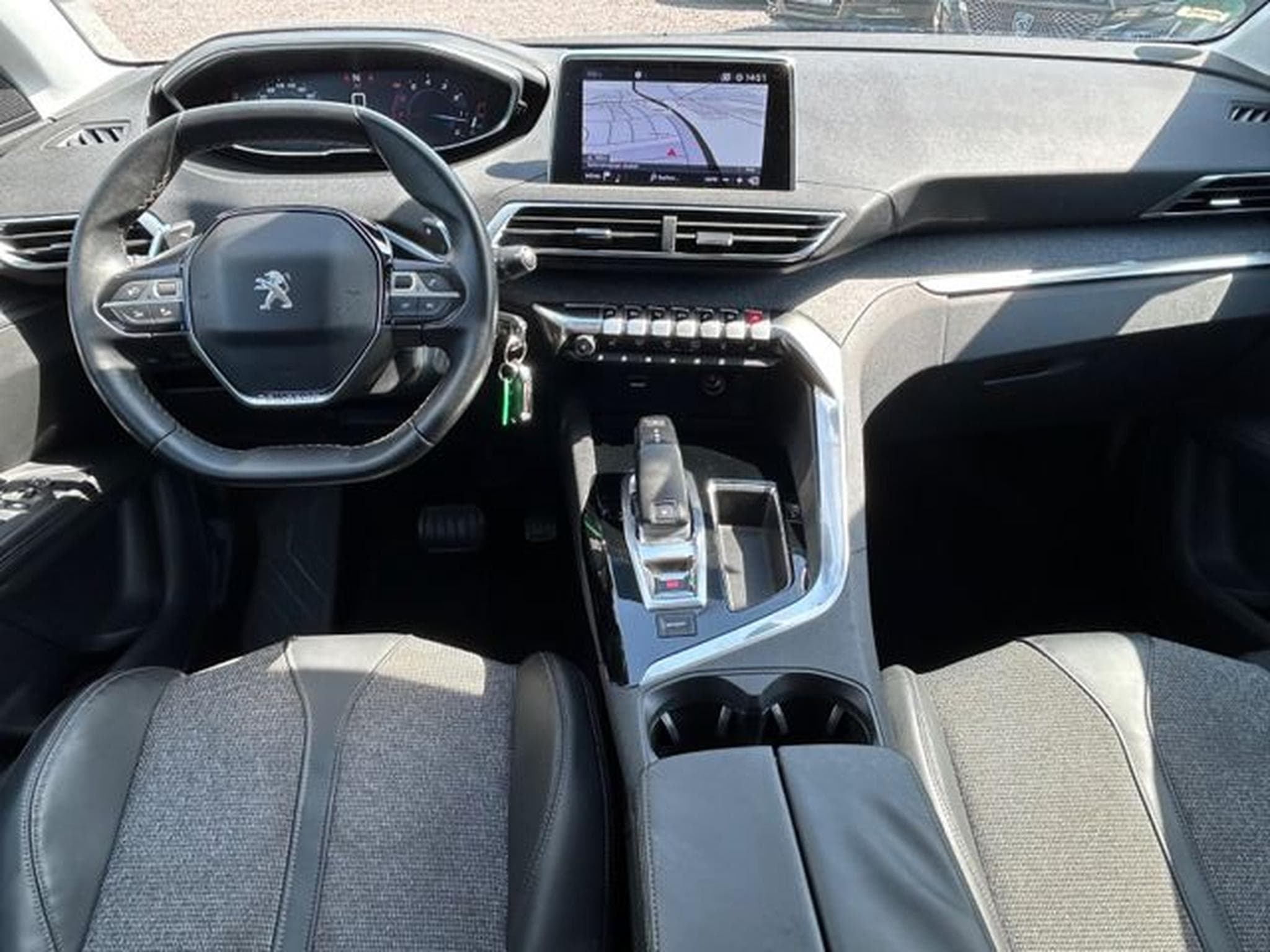 Peugeot 5008 5008 Allure 1.6 *7-Sitzer*Automatik*LED*Navi*Eu6 (2017) - Foto 11