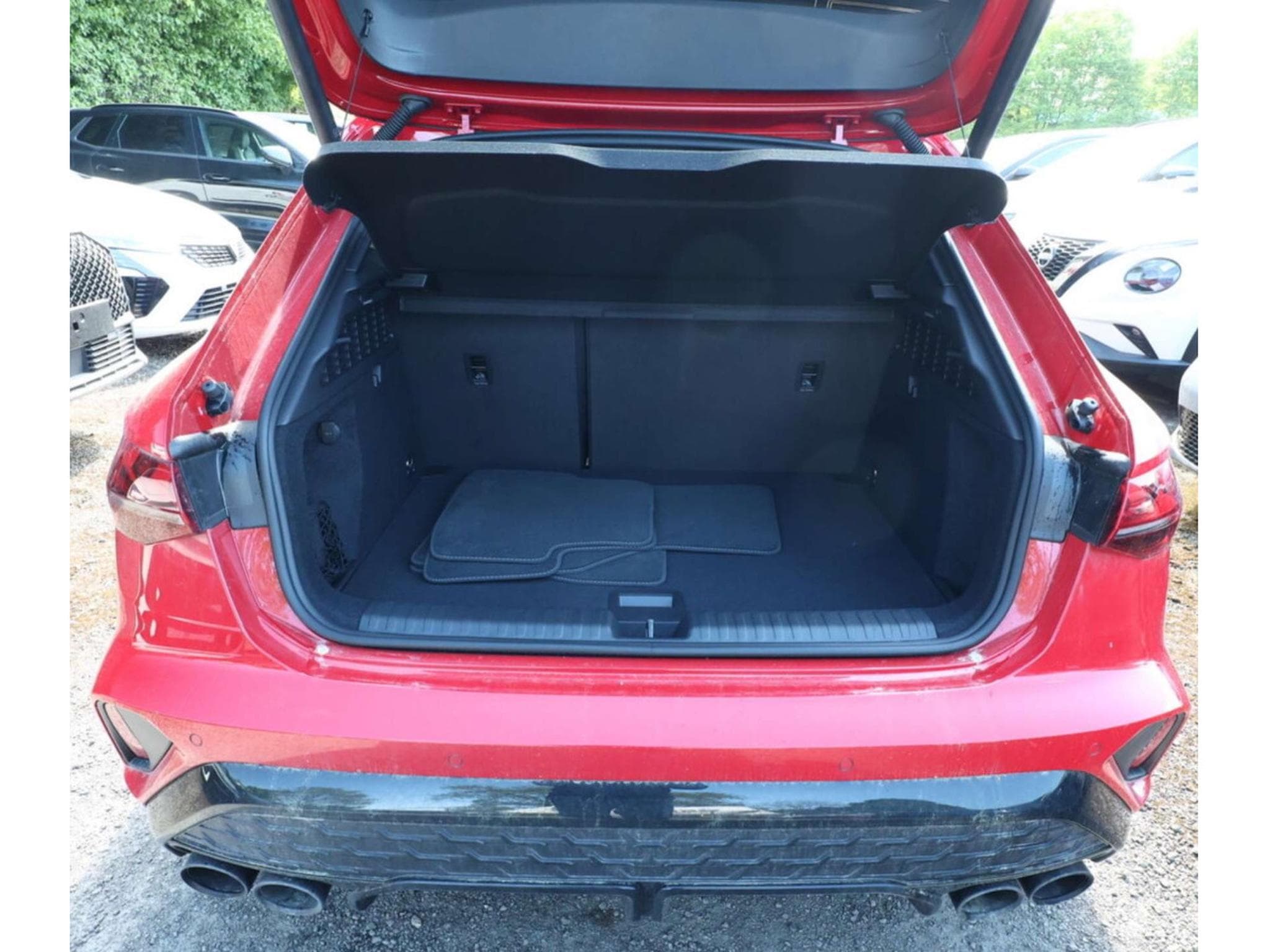 Audi S3 TFSI Sportback quattro S tronic (2026) - Foto 10