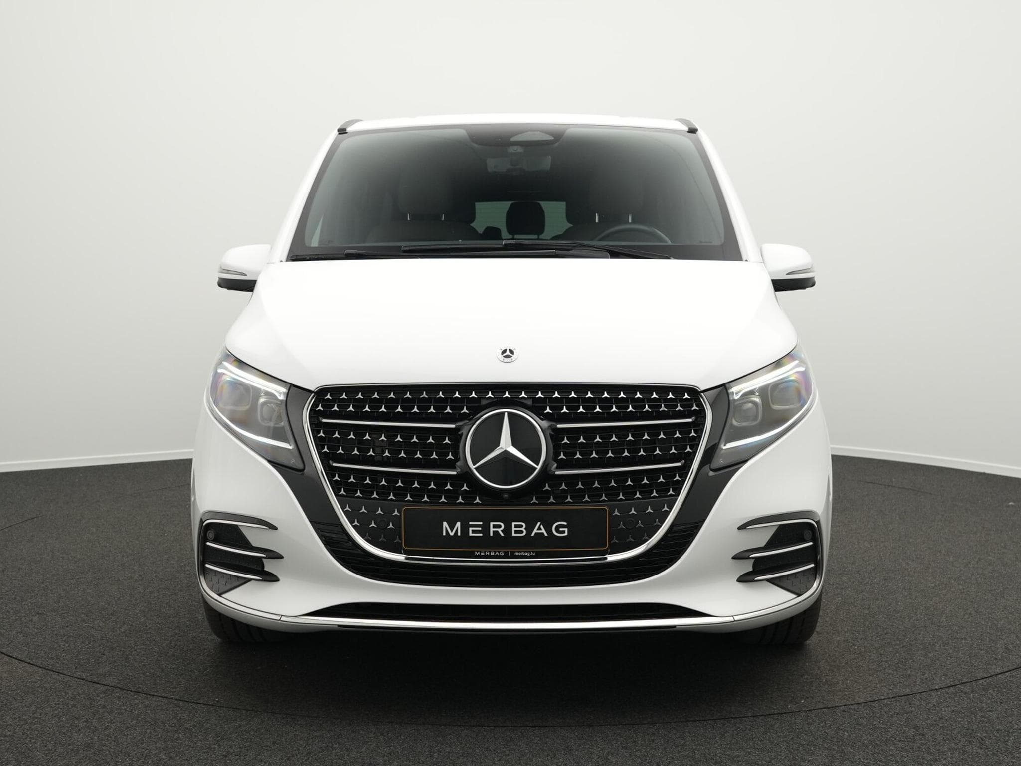 Mercedes V d 4MATIC EXCLUSIVE Lang (2024) - Photo 2