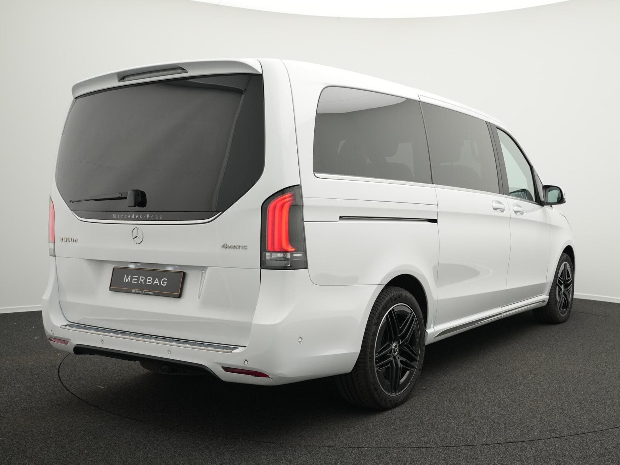 Mercedes V d 4MATIC EXCLUSIVE Lang (2024) - Photo 3