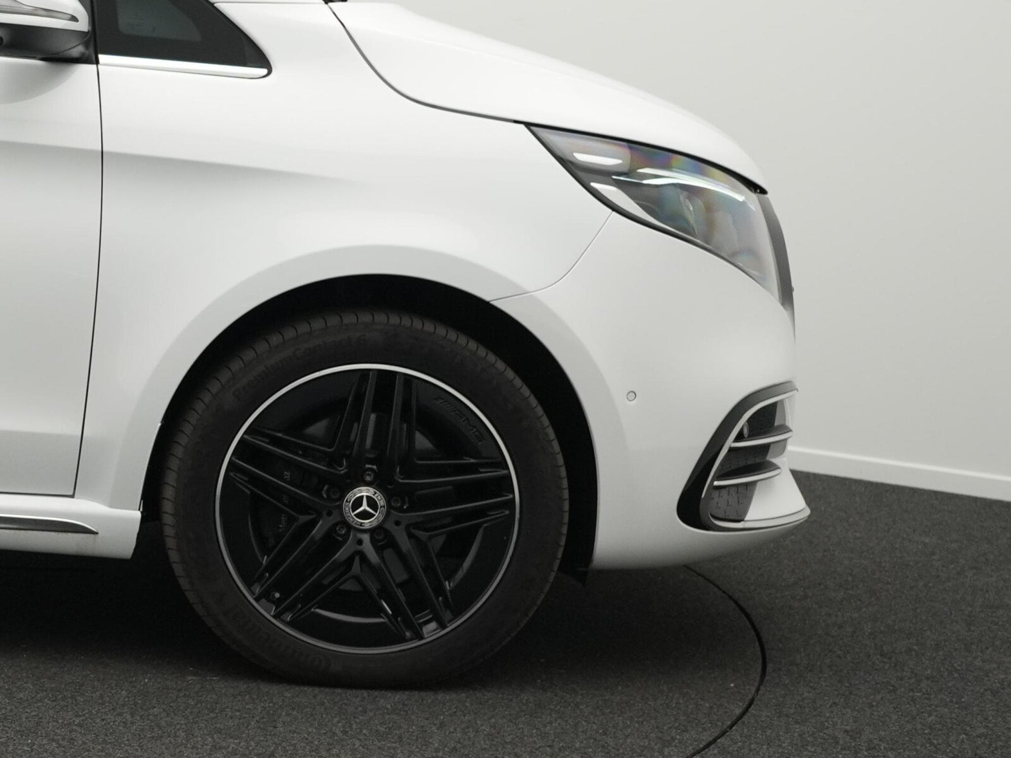 Mercedes V d 4MATIC EXCLUSIVE Lang (2024) - Photo 6