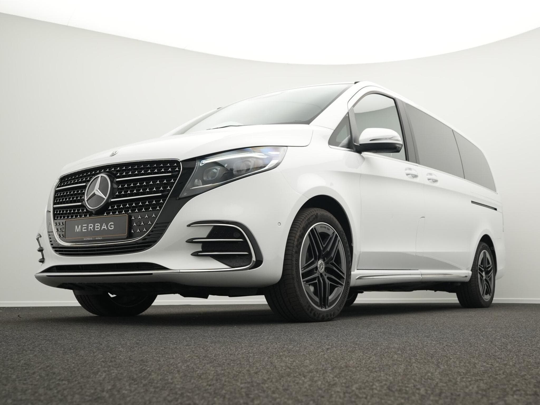 Mercedes V d 4MATIC EXCLUSIVE Lang (2024) - Photo 8