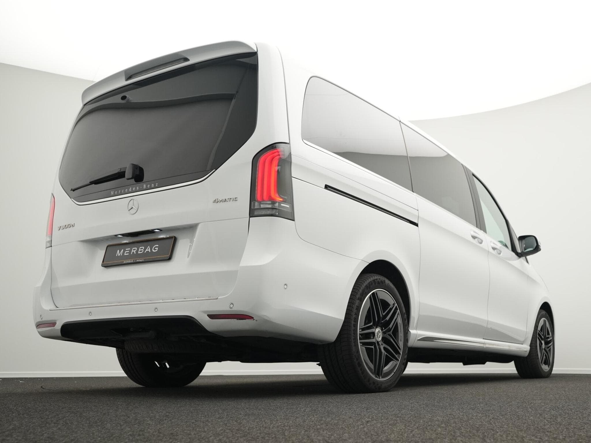 Mercedes V d 4MATIC EXCLUSIVE Lang (2024) - Photo 9