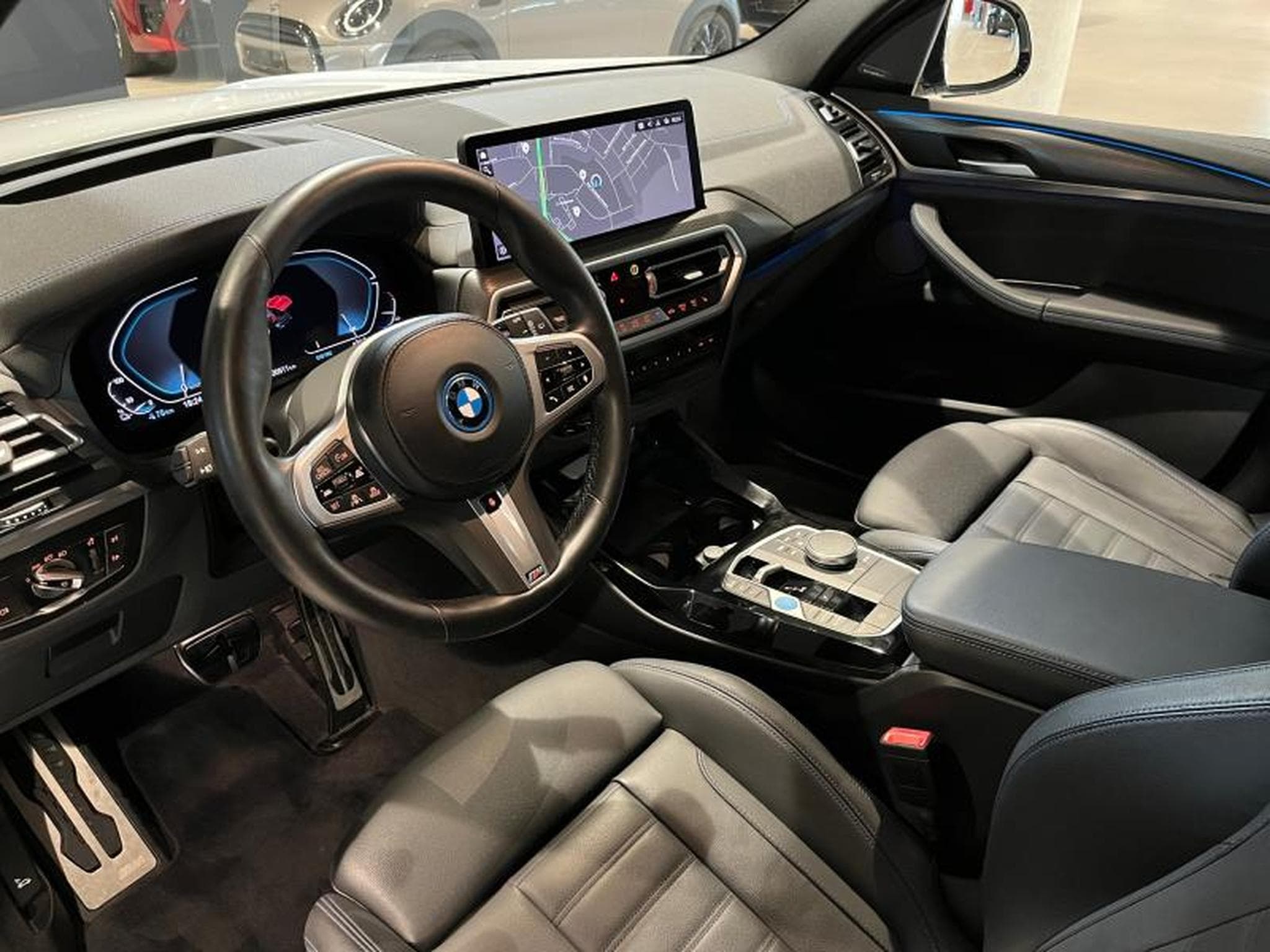 BMW iX3 IX3 M-Sport (2024) - Photo 15