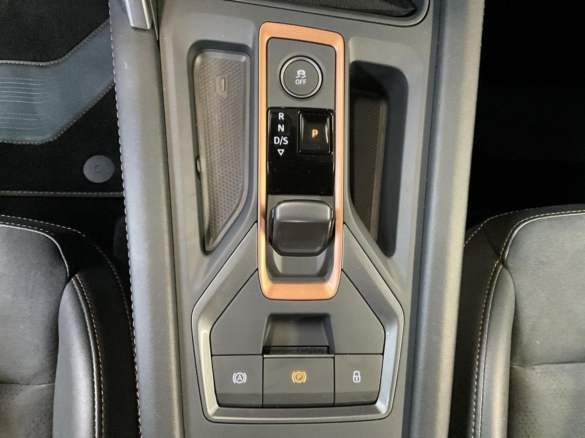 Cupra Leon DSG+Dinamica+Pure-Perf.+Int.-Drive (2025) - Foto 12