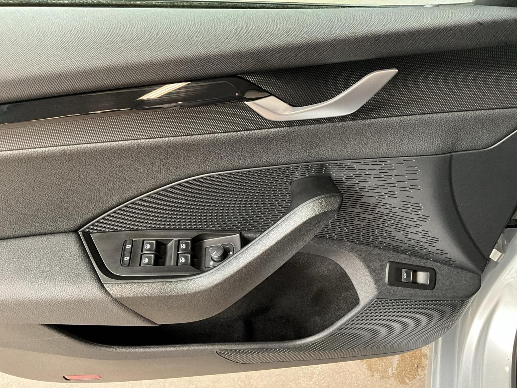 Skoda Octavia RS+DSG+AHK+LED+Navi+Side-Ass. (2025) - Foto 14