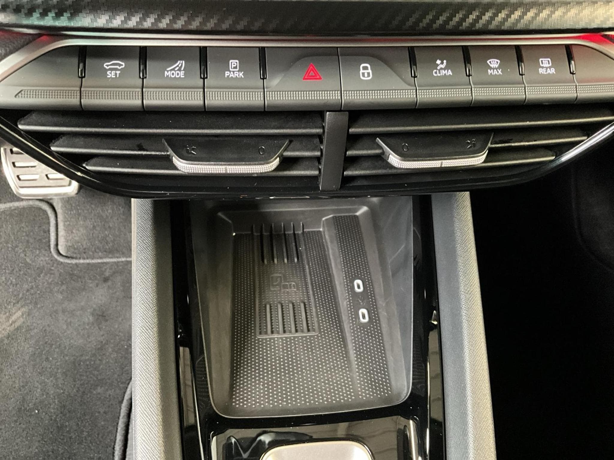 Skoda Octavia RS+DSG+AHK+LED+Navi+Side-Ass. (2025) - Foto 21