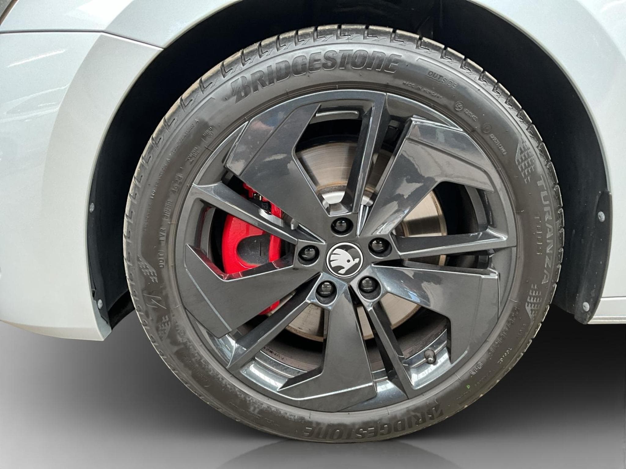Skoda Octavia RS+DSG+AHK+LED+Navi+Side-Ass. (2025) - Foto 8