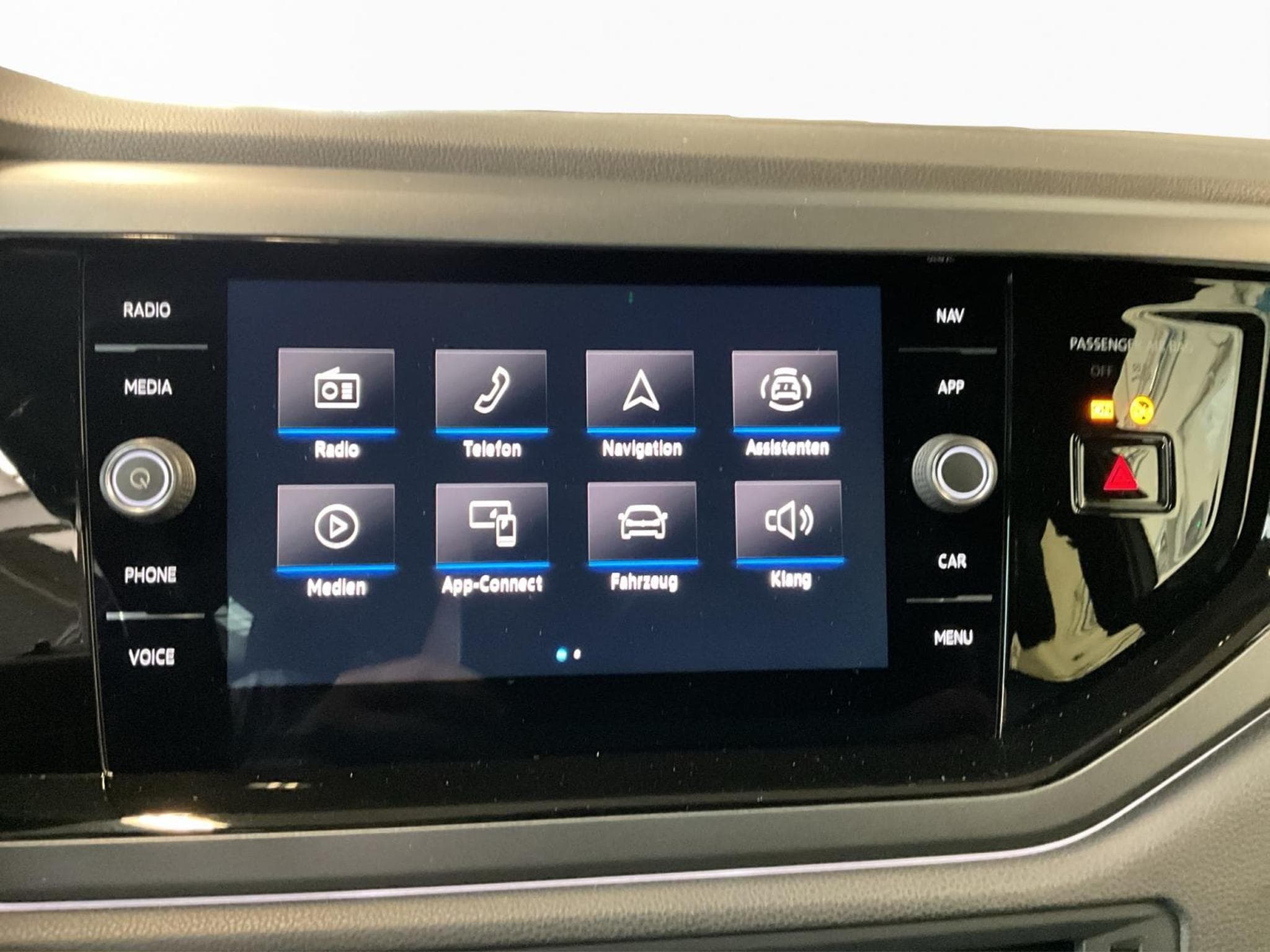VW Polo R-Line+DSG+IQ-Drive+Matrix-LED+Navi (2022) - Foto 13