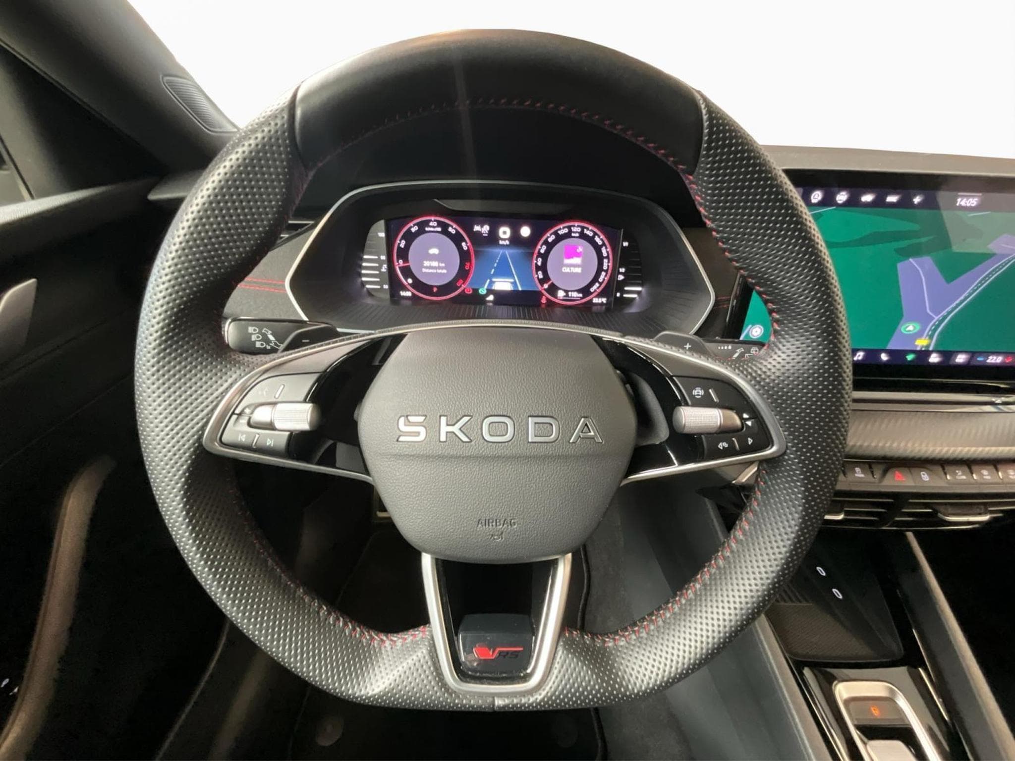 Skoda Octavia Rs+DSG+Led+Navi+AHK+sideAssist (2025) - Photo 10