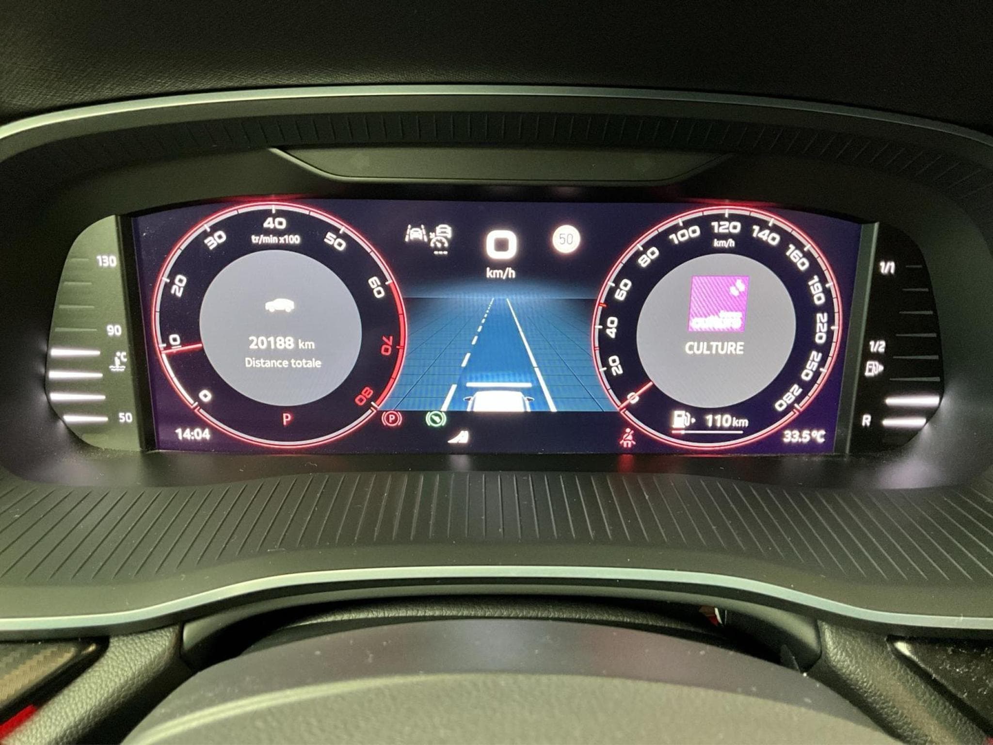 Skoda Octavia Rs+DSG+Led+Navi+AHK+sideAssist (2025) - Photo 11