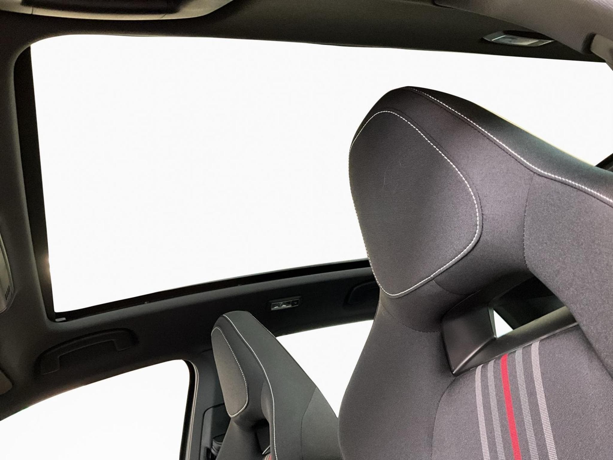 Skoda Kamiq Monte-Carlo+DSG++P.Park&Go+P.Ass+P.Simply-Clever (2025) - Photo 15