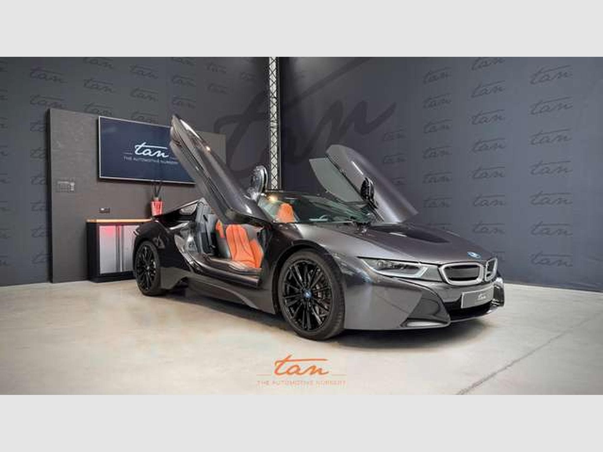 BMW i8 ROADSTER Plug-In Hybrid (11.6kWh) Full Options (2018) - Photo 8