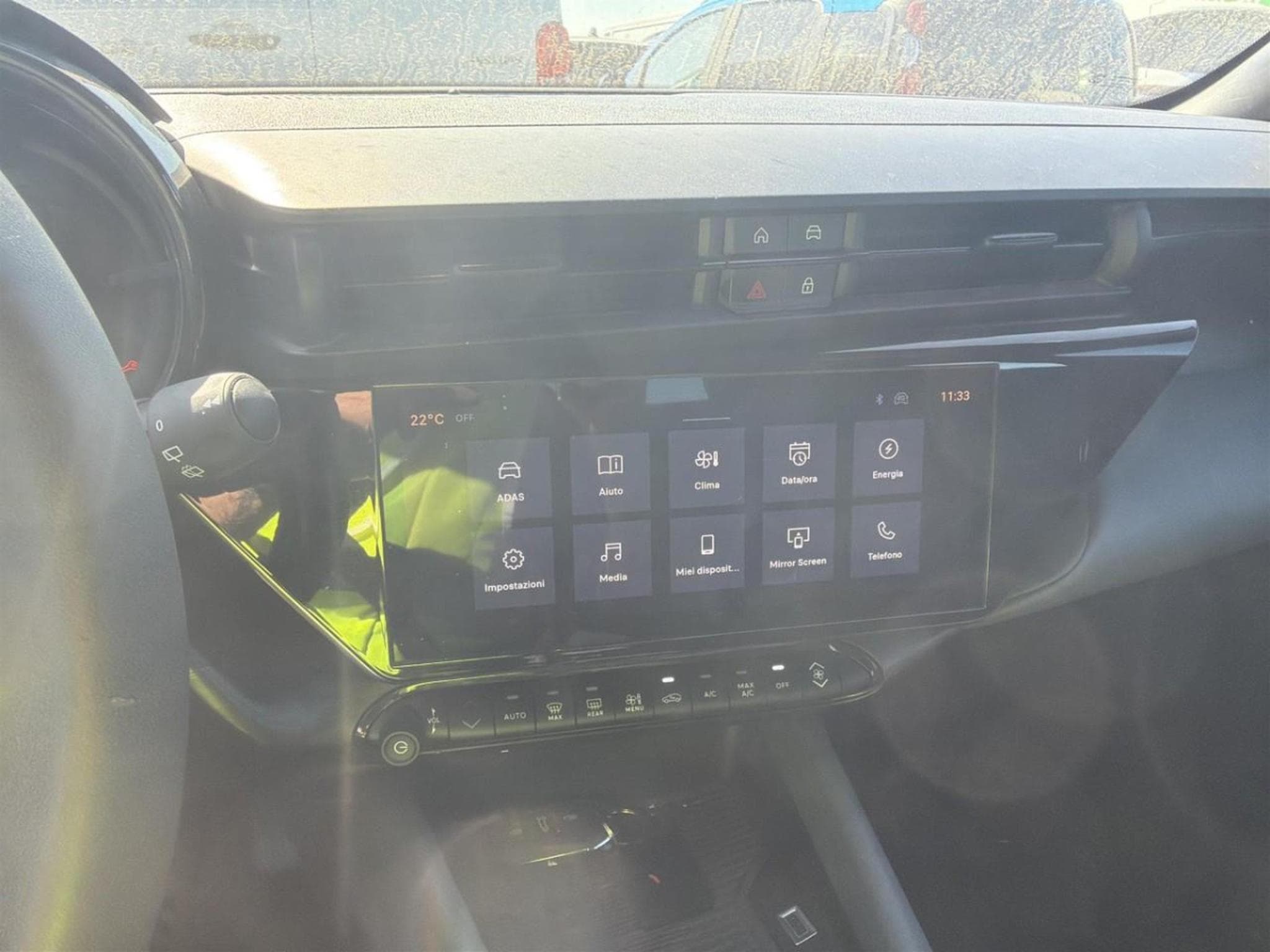 Alfa-Romeo Junior 54 kWh *1 phase charging (2025) - Photo 9