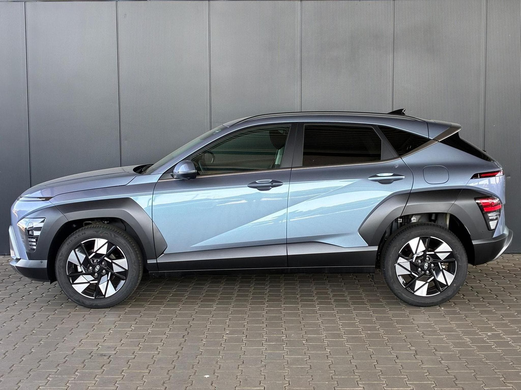 Hyundai Kona Comfort Plus (2025) - Foto 2