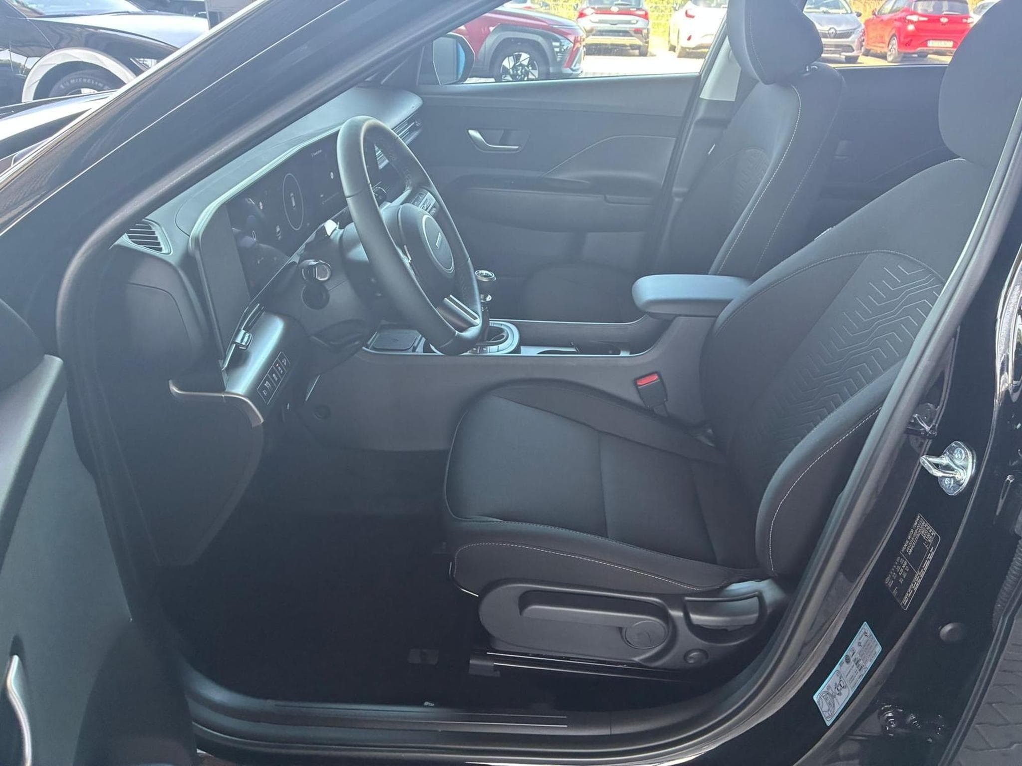 Hyundai Kona Comfort Plus (2025) - Foto 5