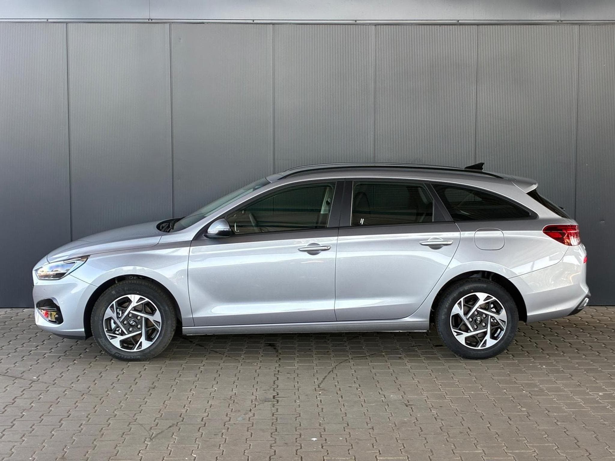 Hyundai i30 Standard (2025) - Foto 2