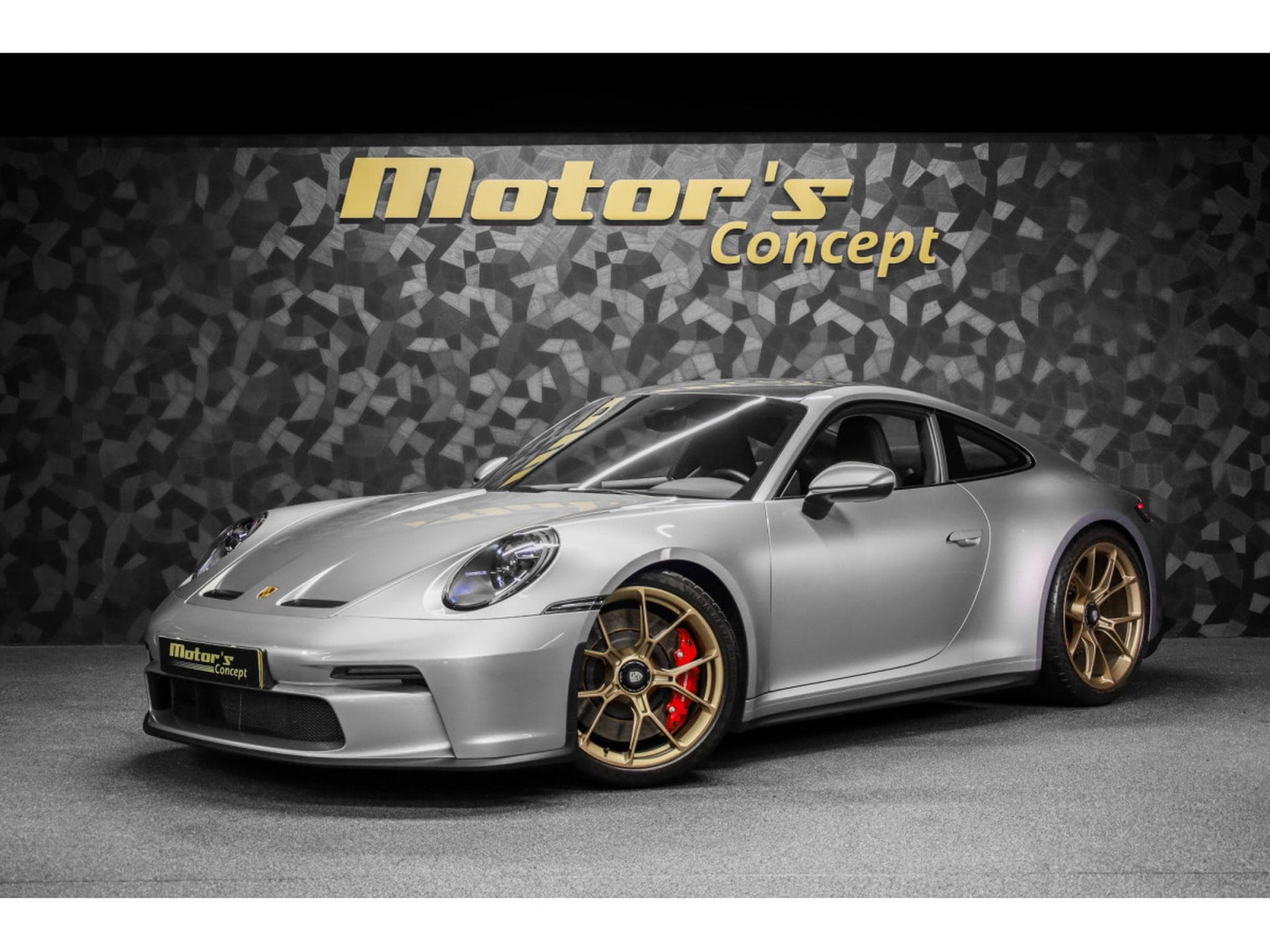 Porsche 911 992.1 GT3 TOURING PDK (2023) - Photo 1