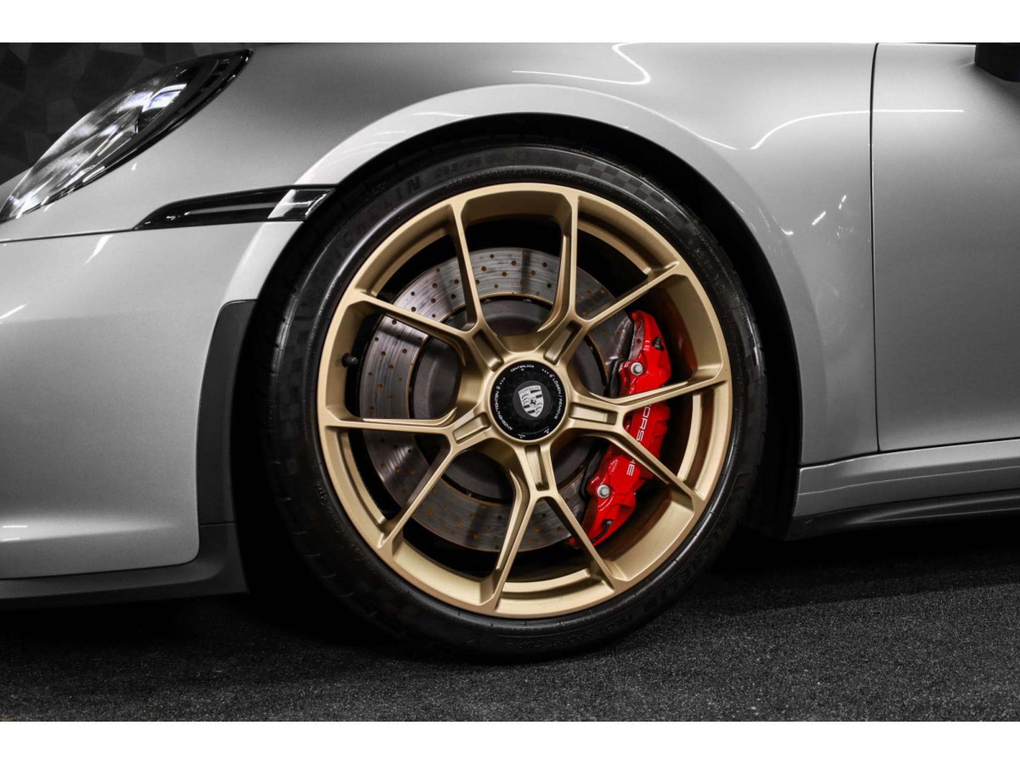 Porsche 911 992.1 GT3 TOURING PDK (2023) - Photo 10