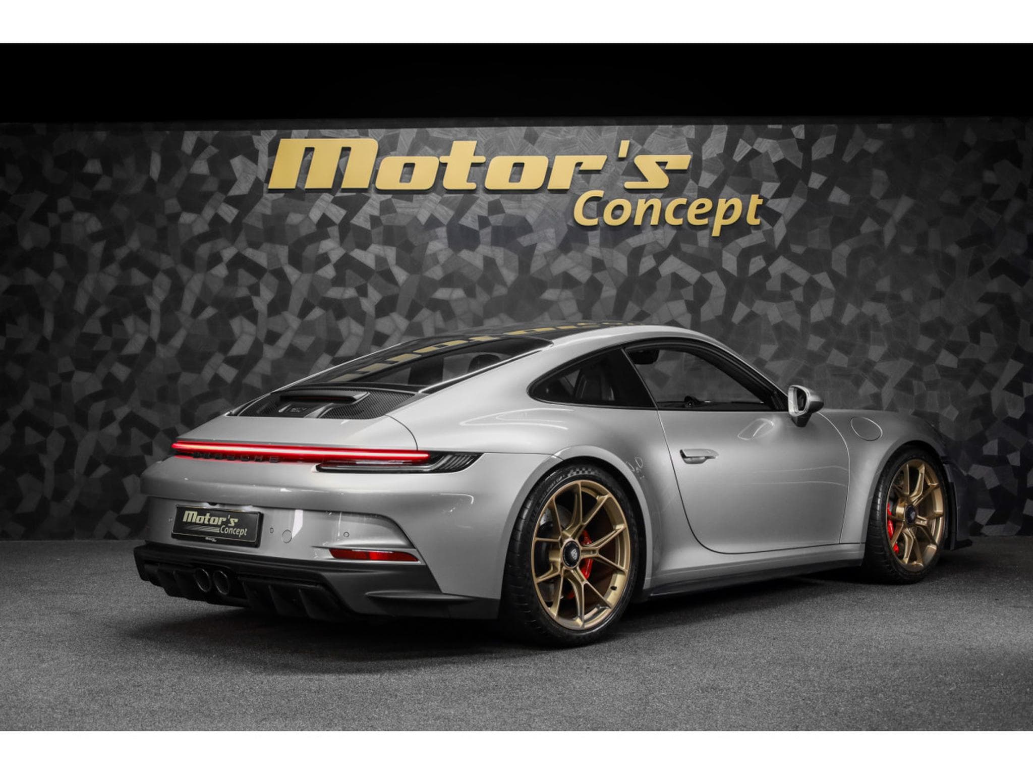 Porsche 911 992.1 GT3 TOURING PDK (2023) - Photo 3
