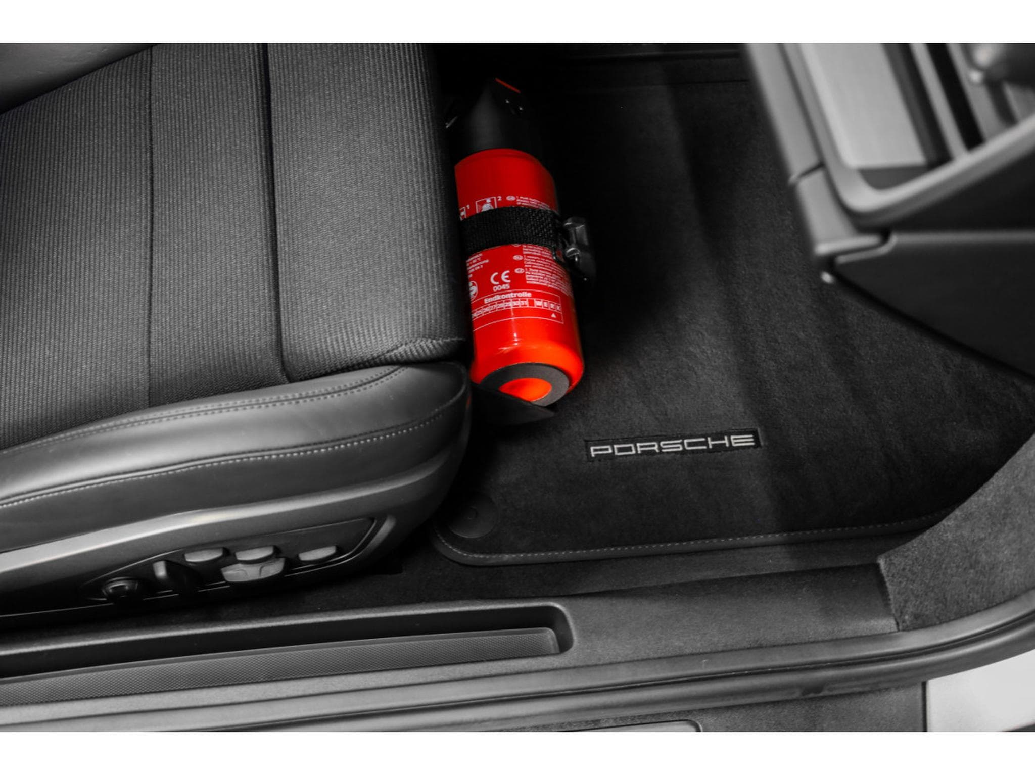 Porsche 911 992.1 GT3 TOURING PDK (2023) - Photo 30
